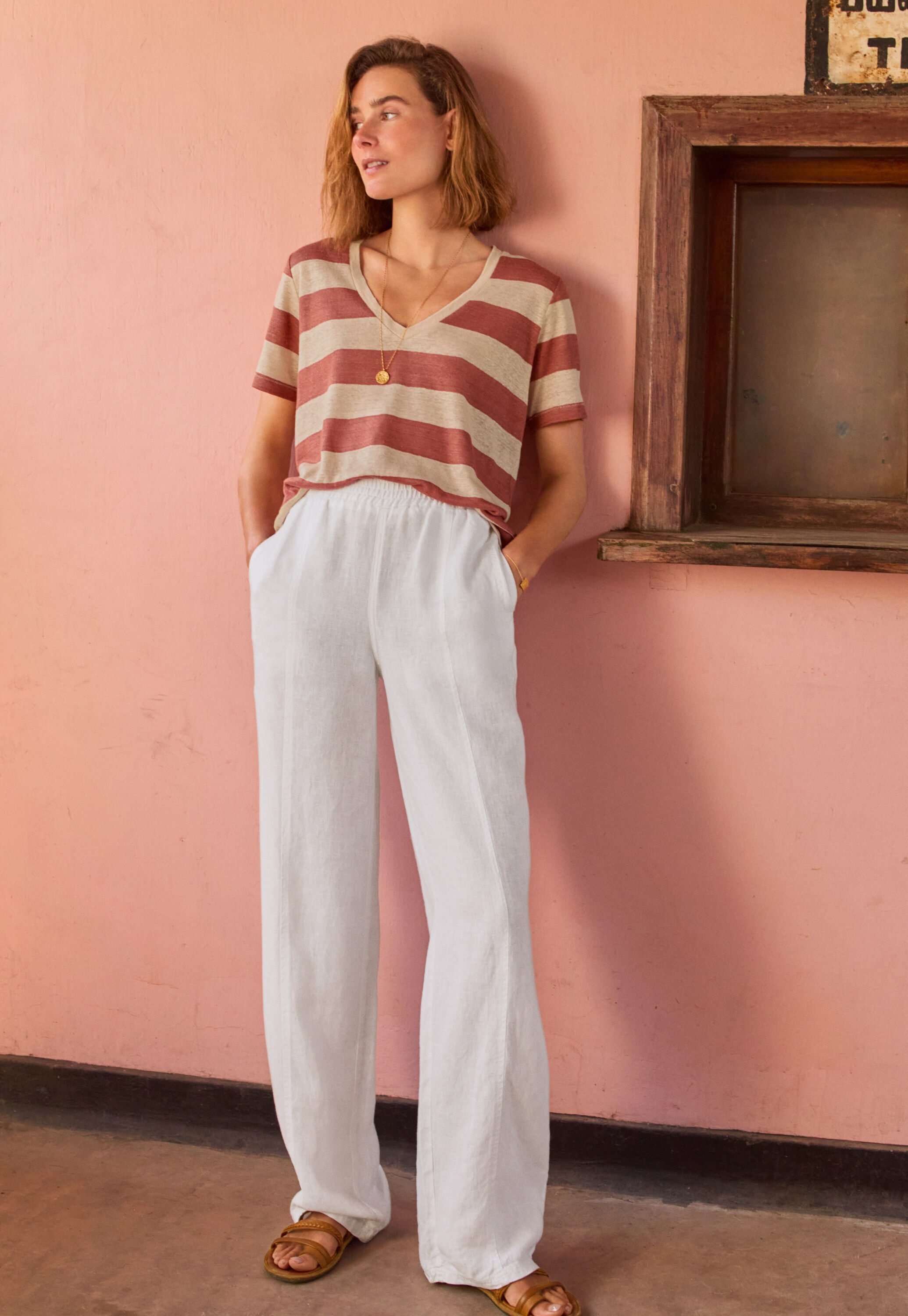 Striped v-neck T-shirt