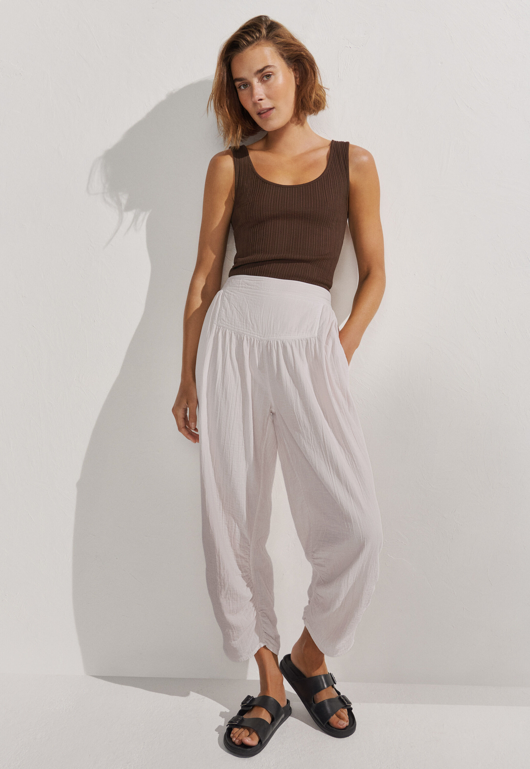Wide-leg cord trousers