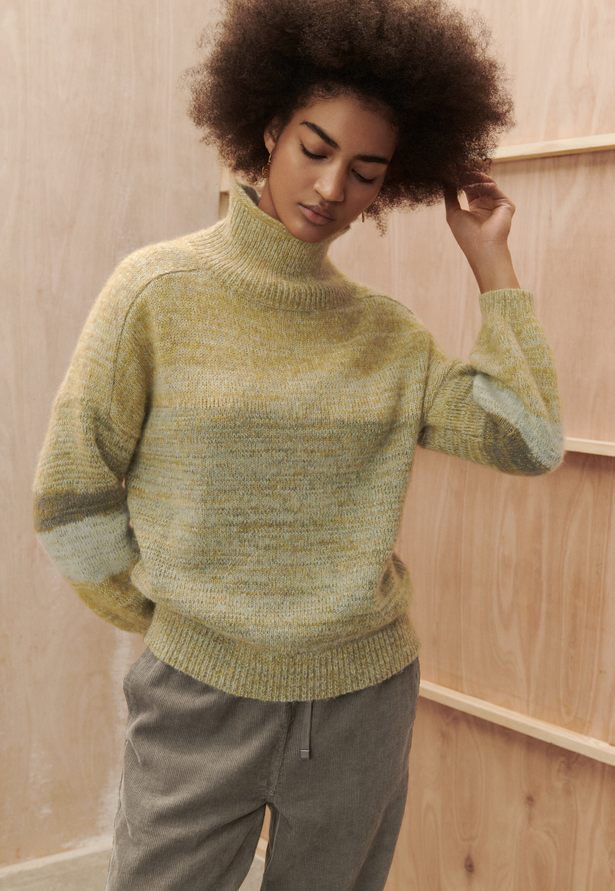 High-neck sweater