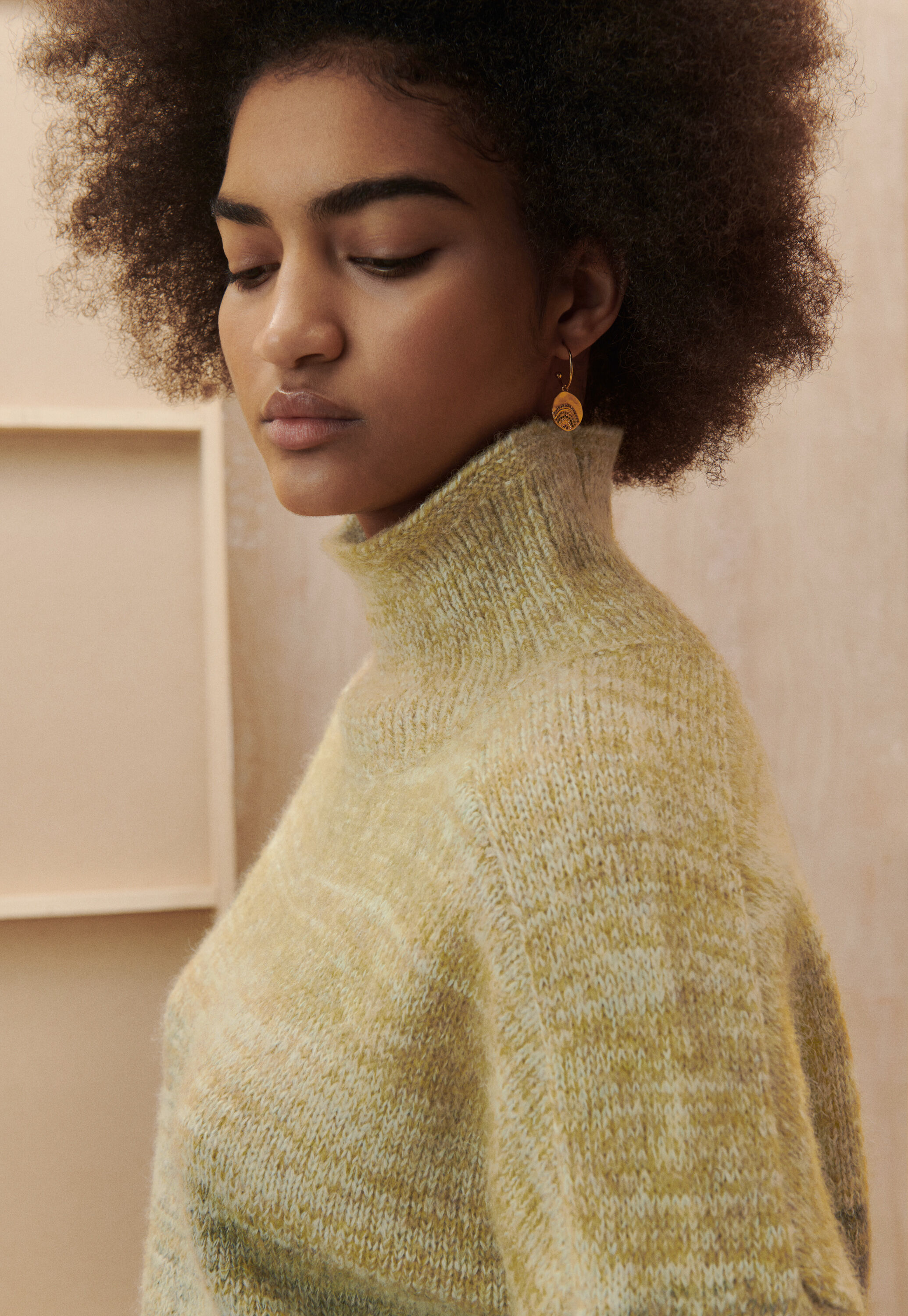 High-neck sweater