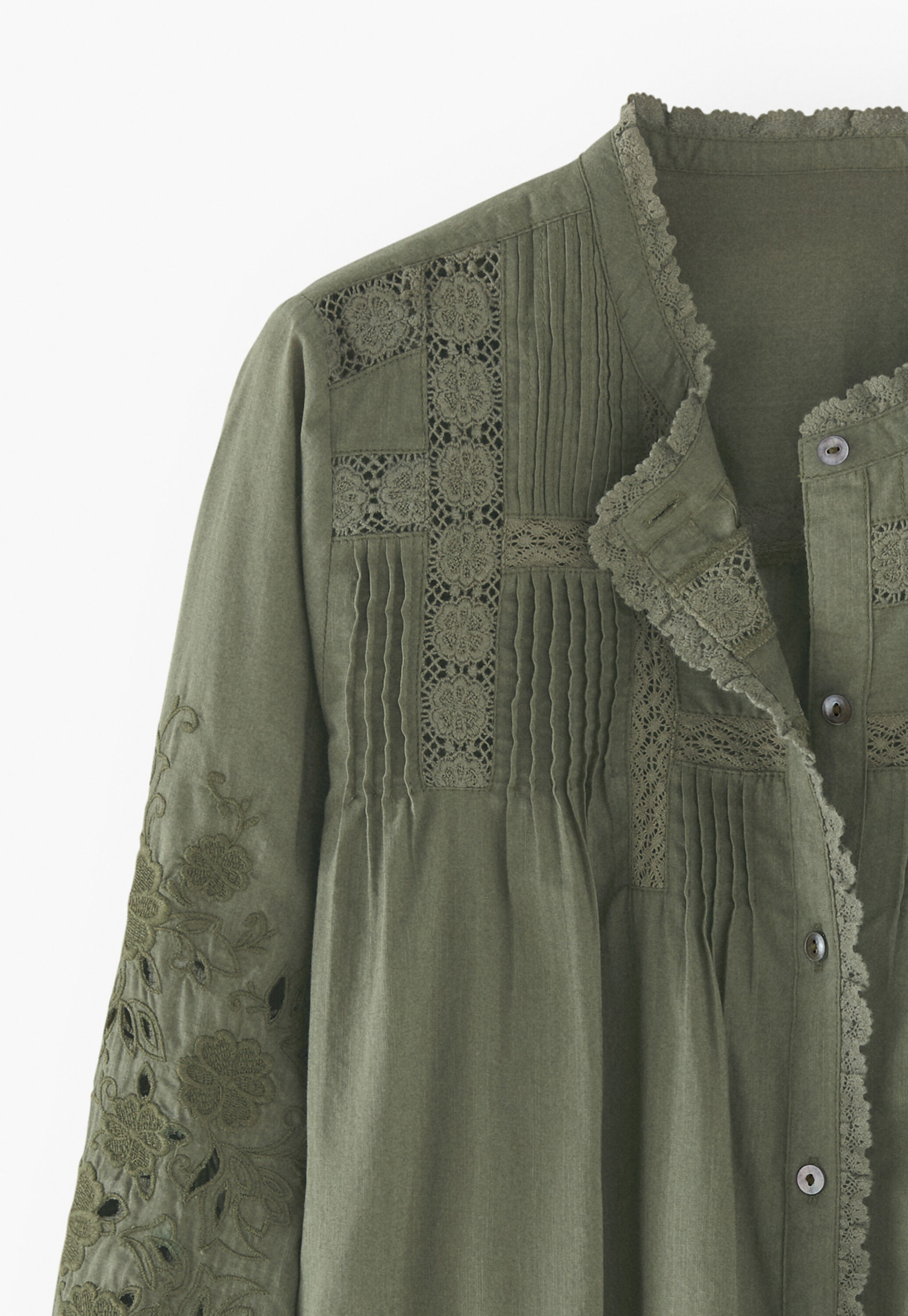 Lace pintuck blouse