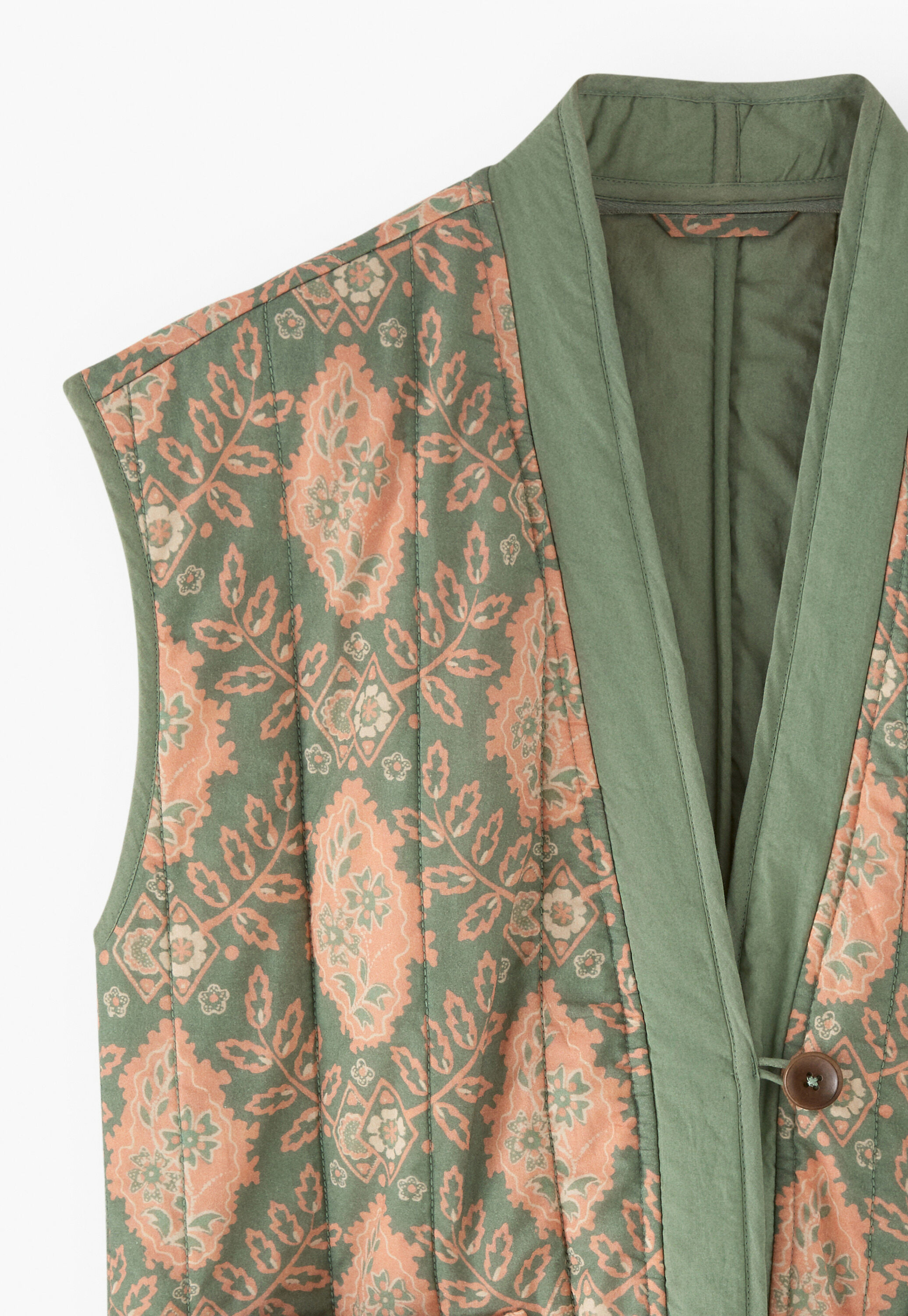 Printed gilet