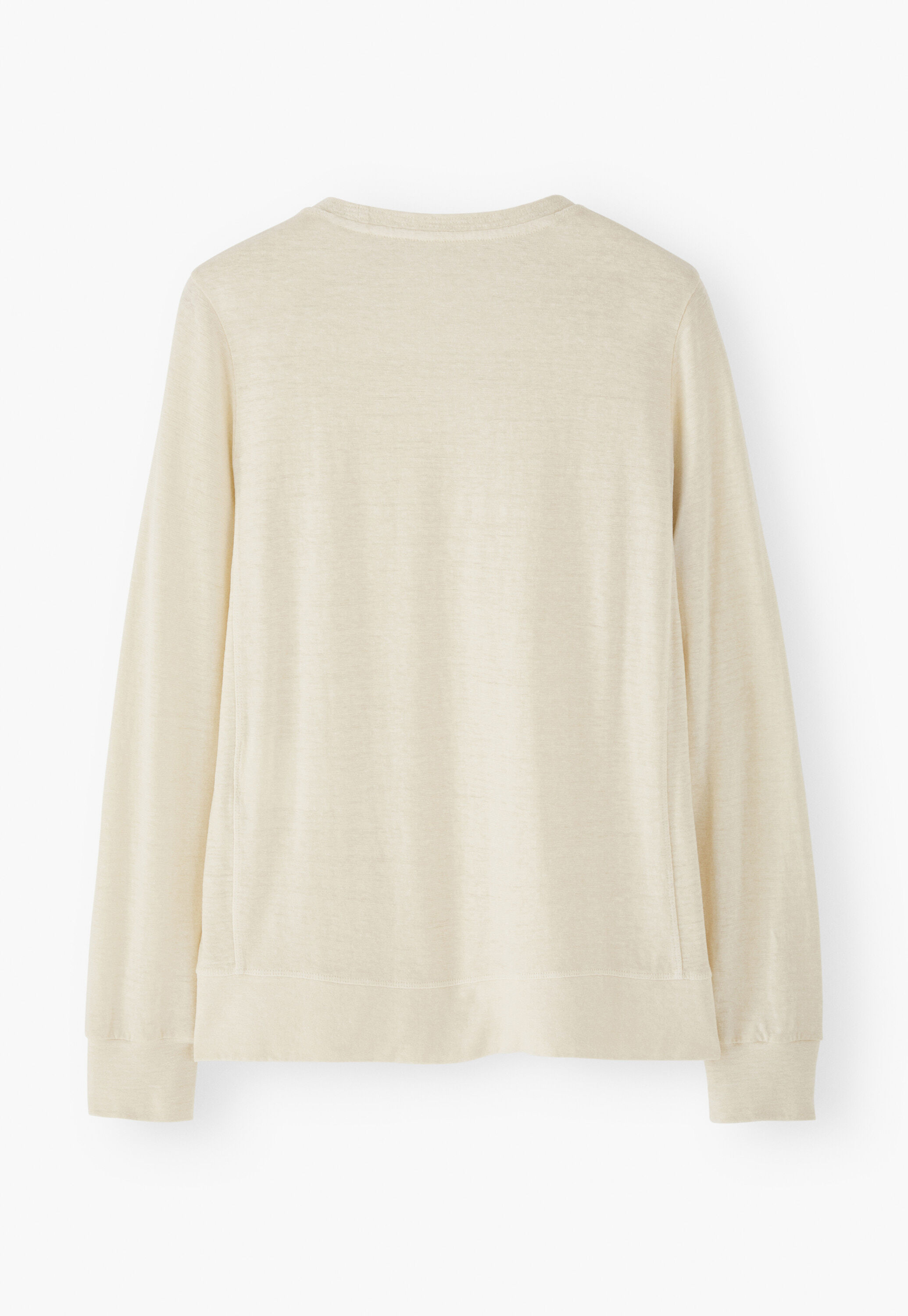 Long-sleeved top