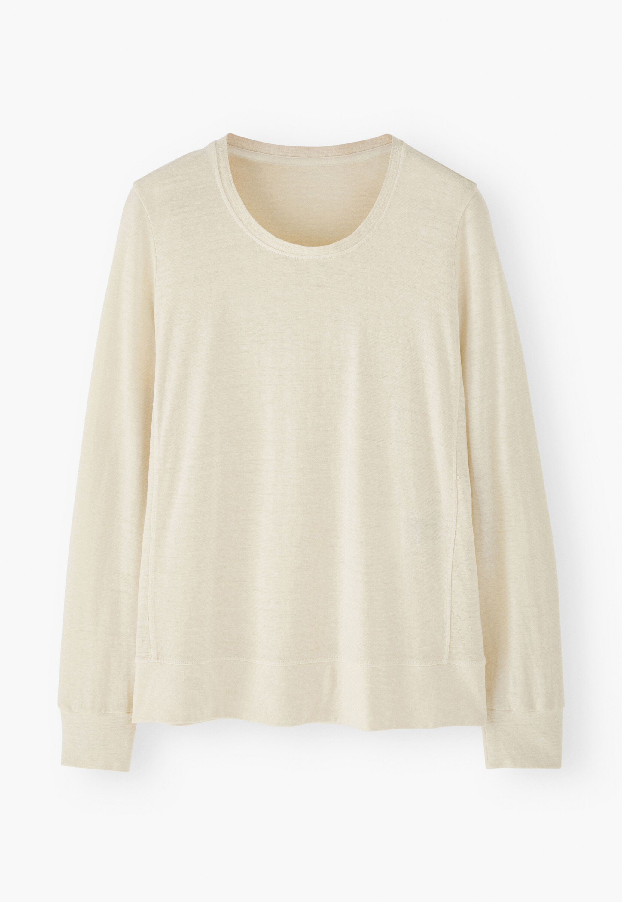 Long-sleeved top