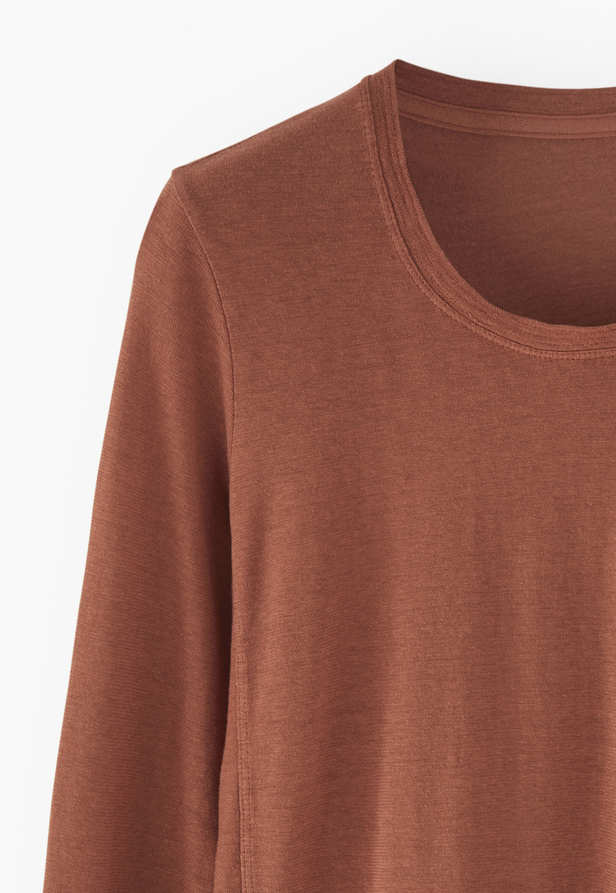 Long-sleeved top