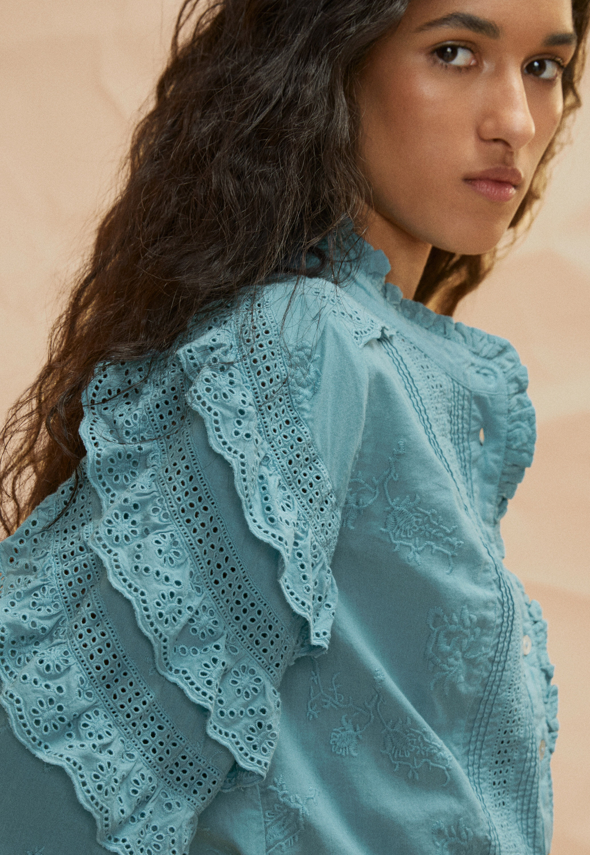 Schiffli blouse
