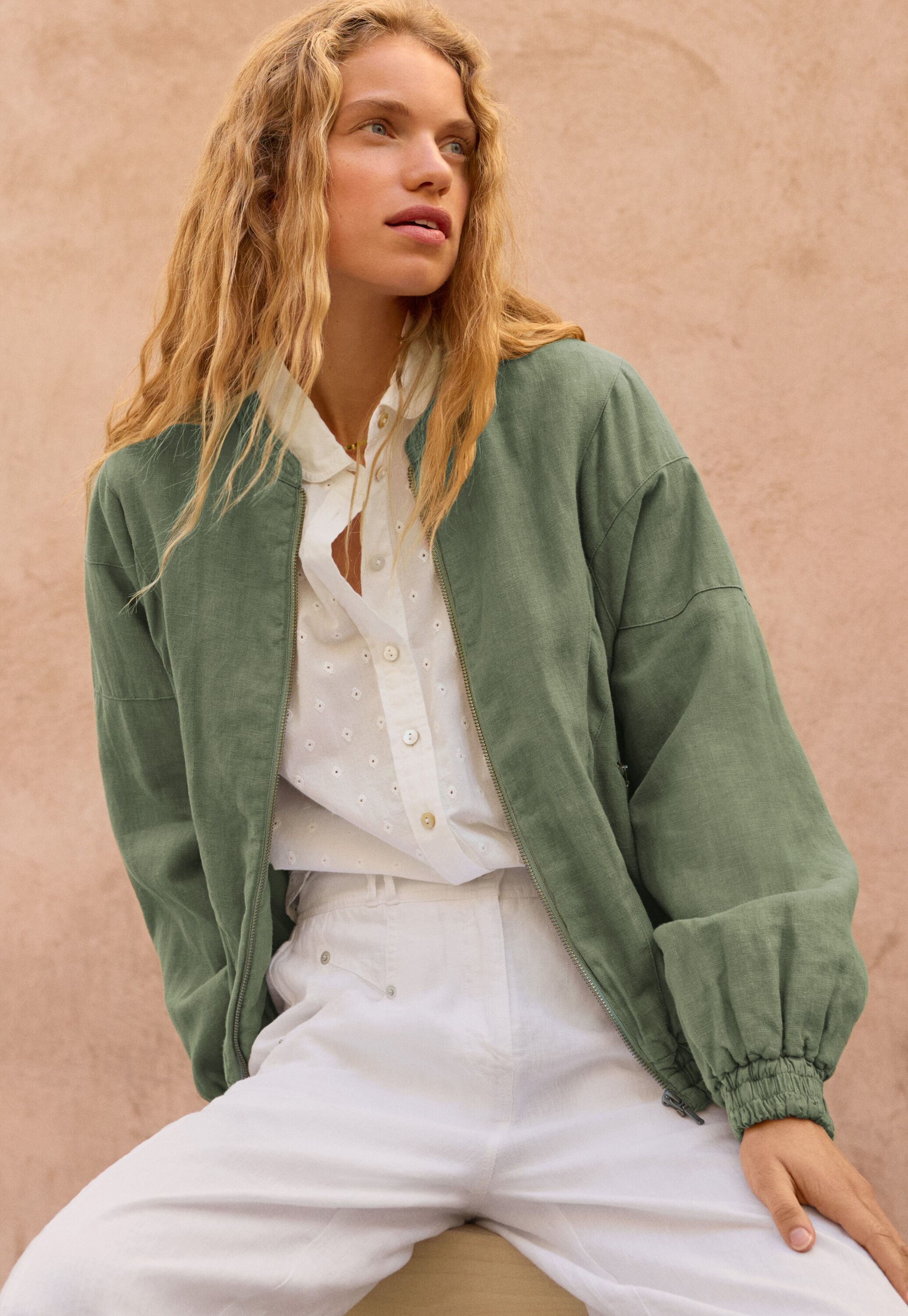 Bomber jacket