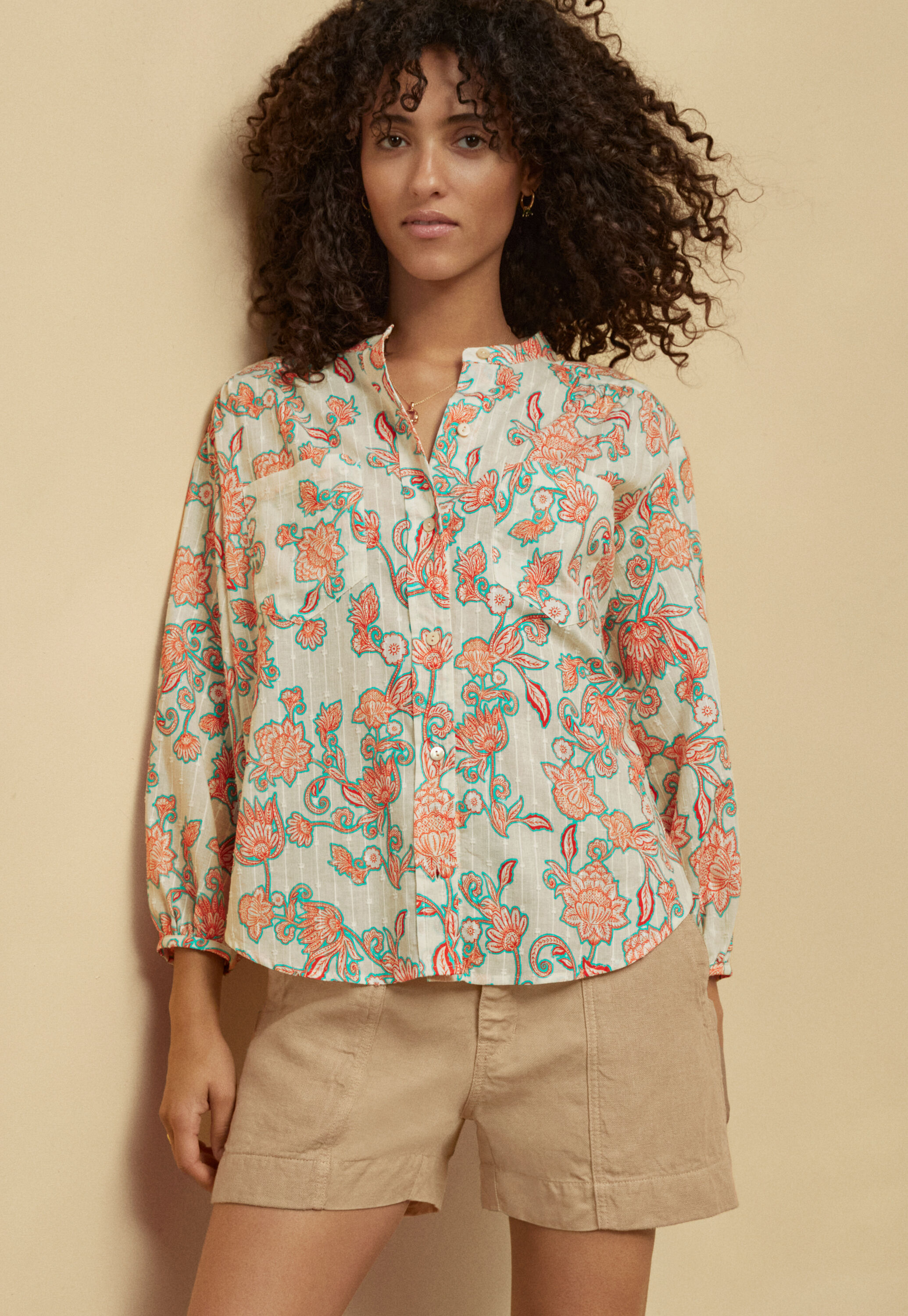 Collarless printed blouse