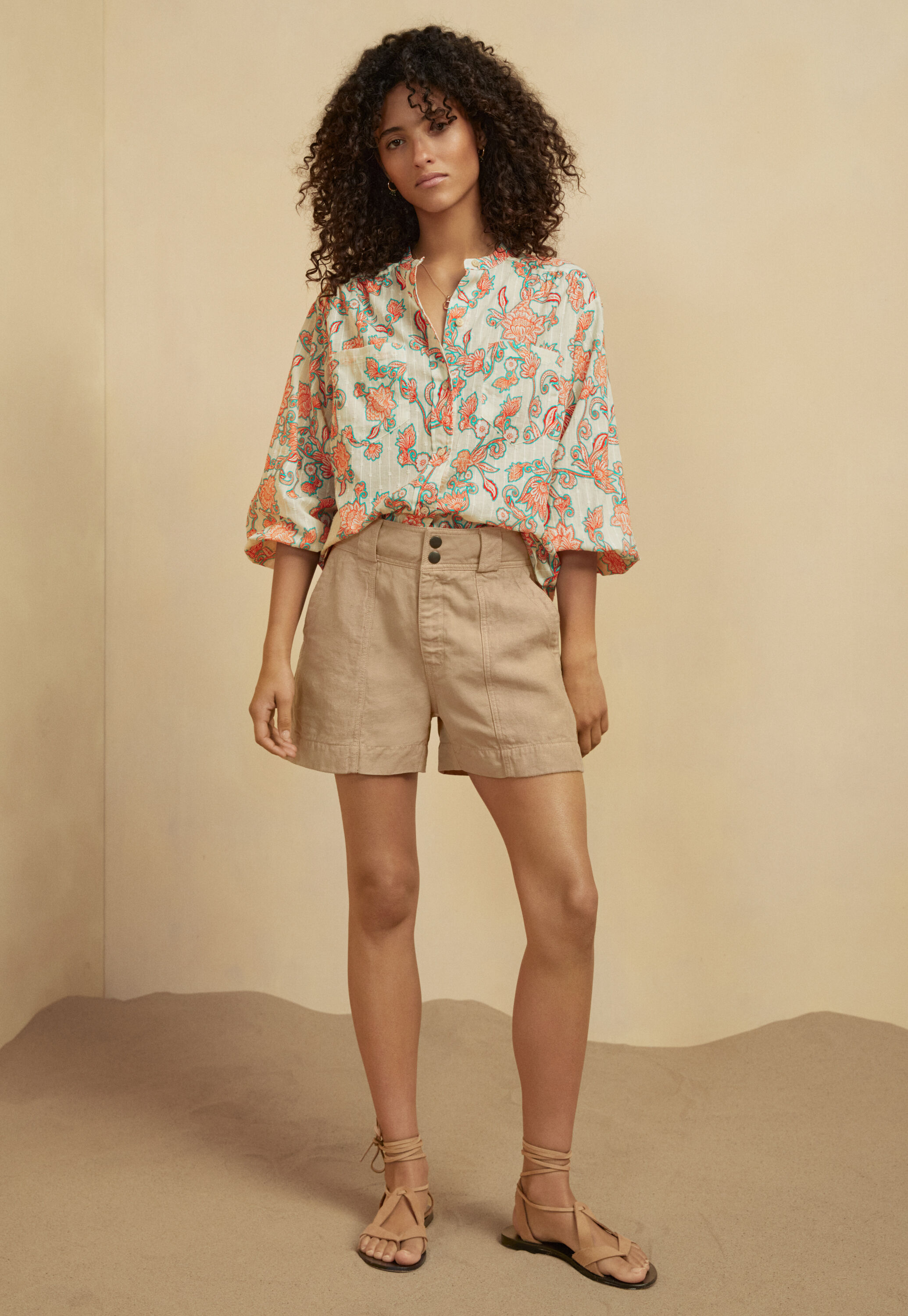 Contrast-fabric shorts