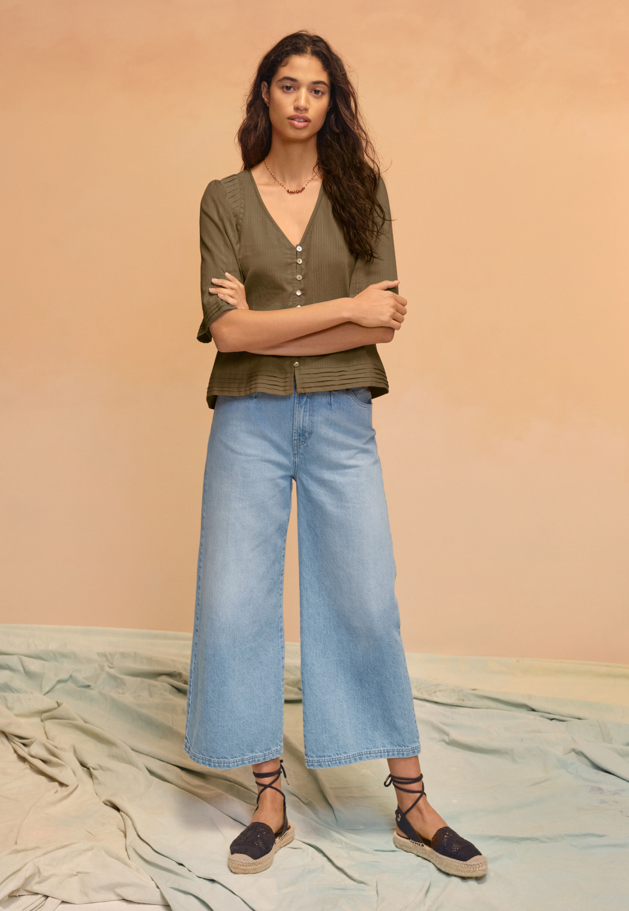 Cropped blouse, Dark olive, large