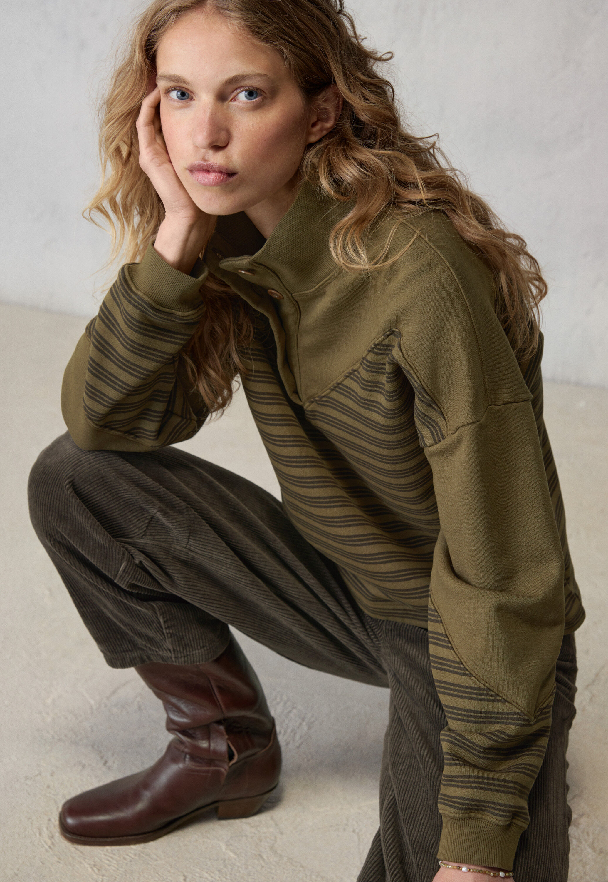 Striped sweatshirt