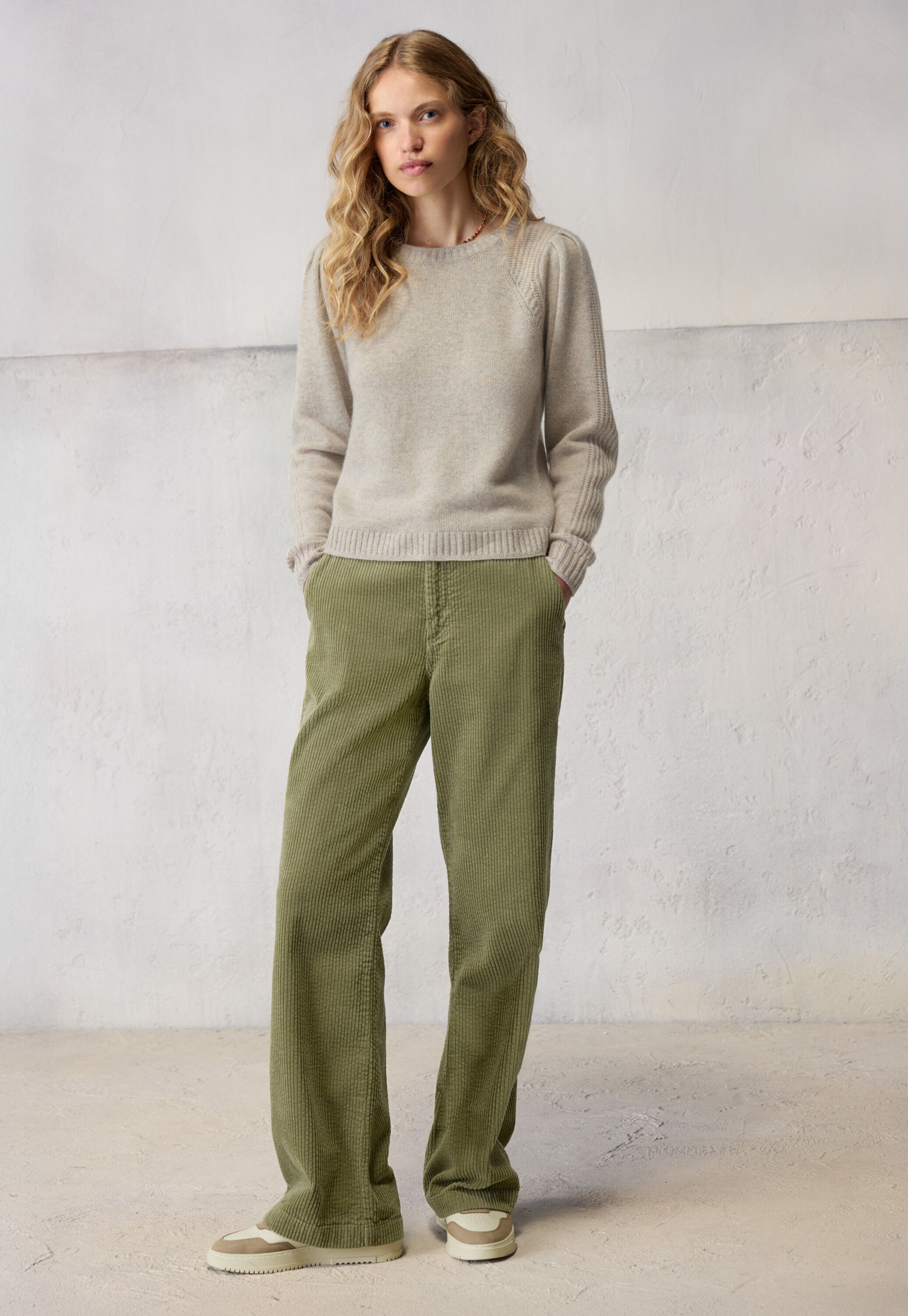 Straight-leg cord trousers