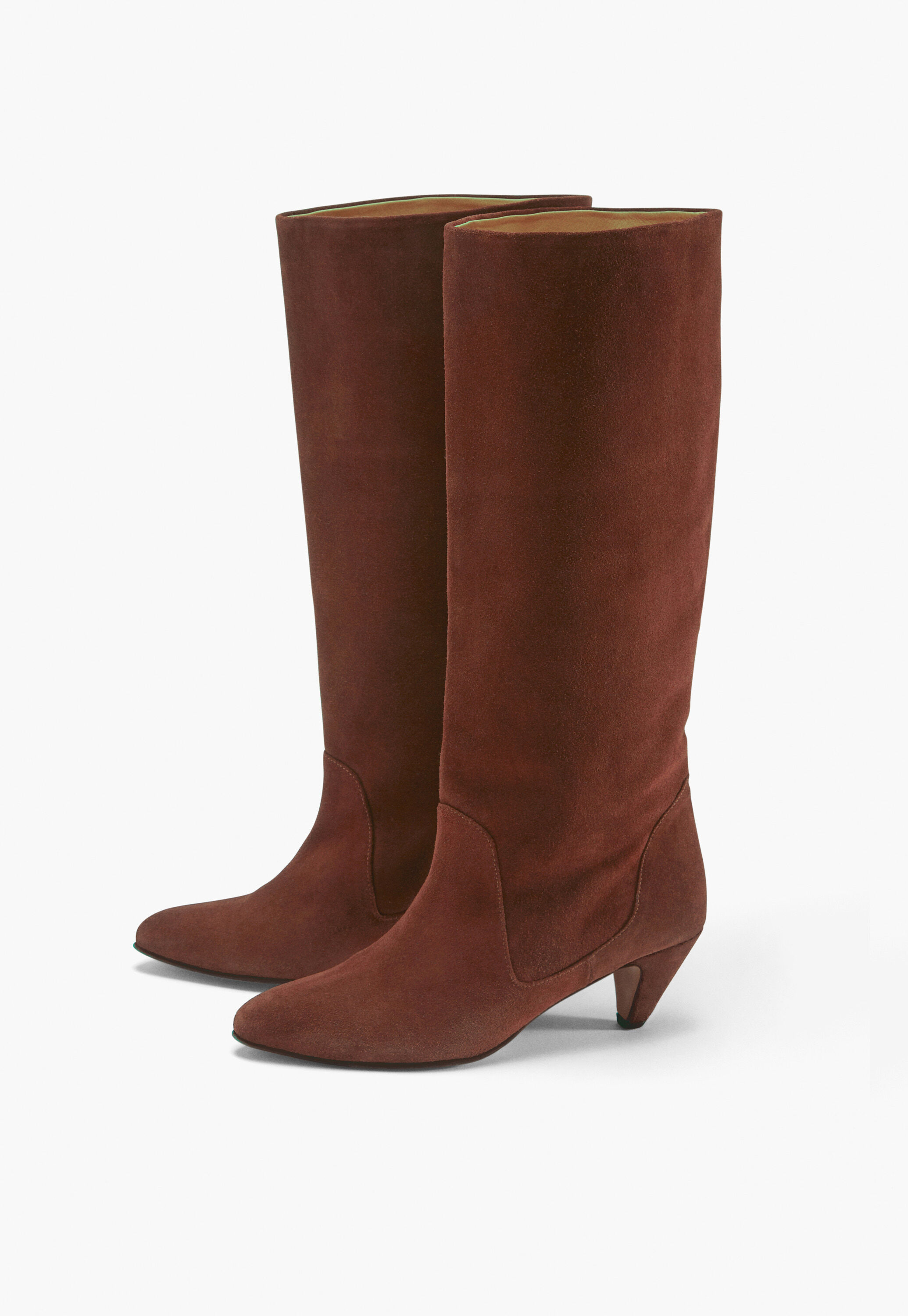 Heeled boots