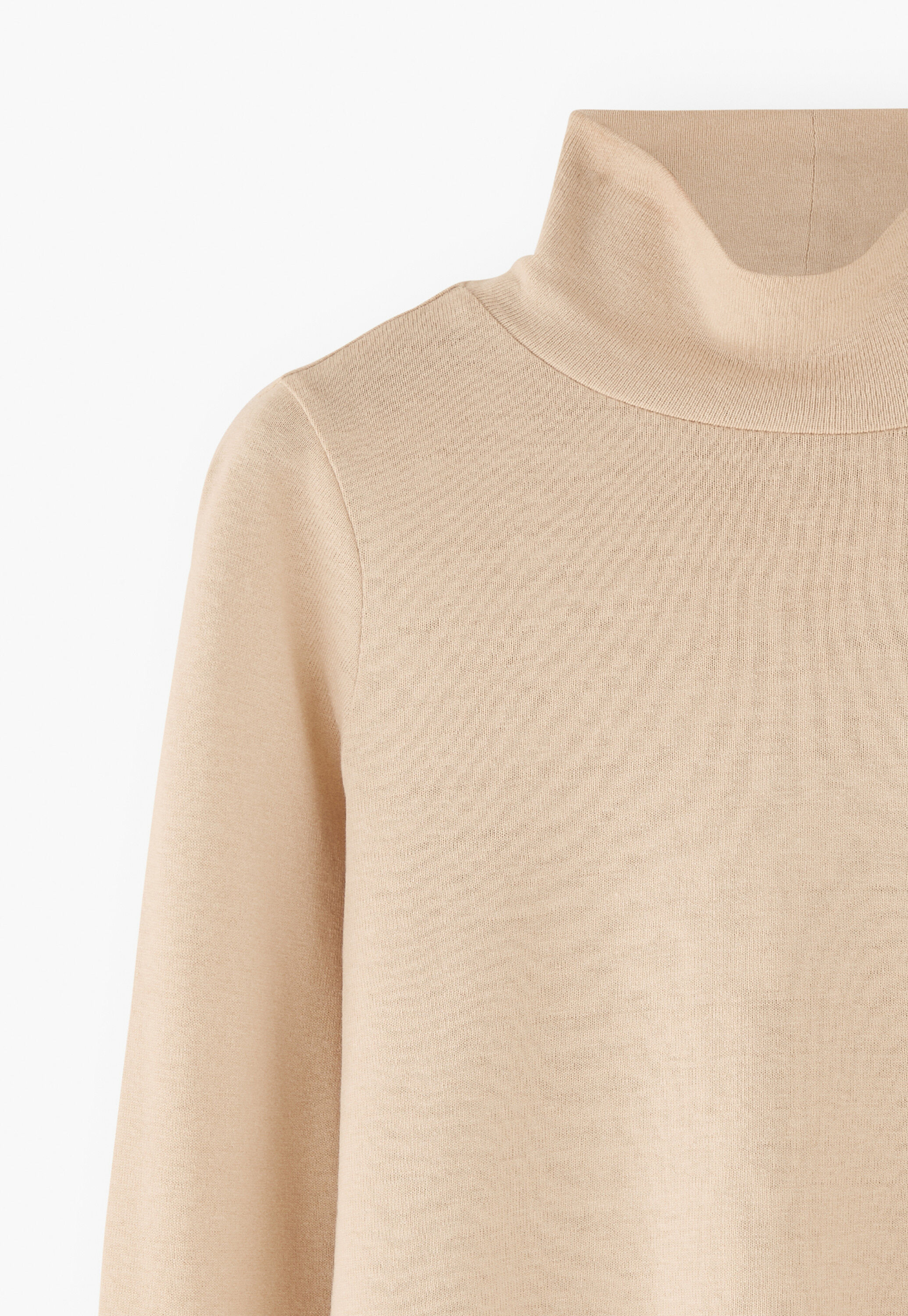 Roll-neck top