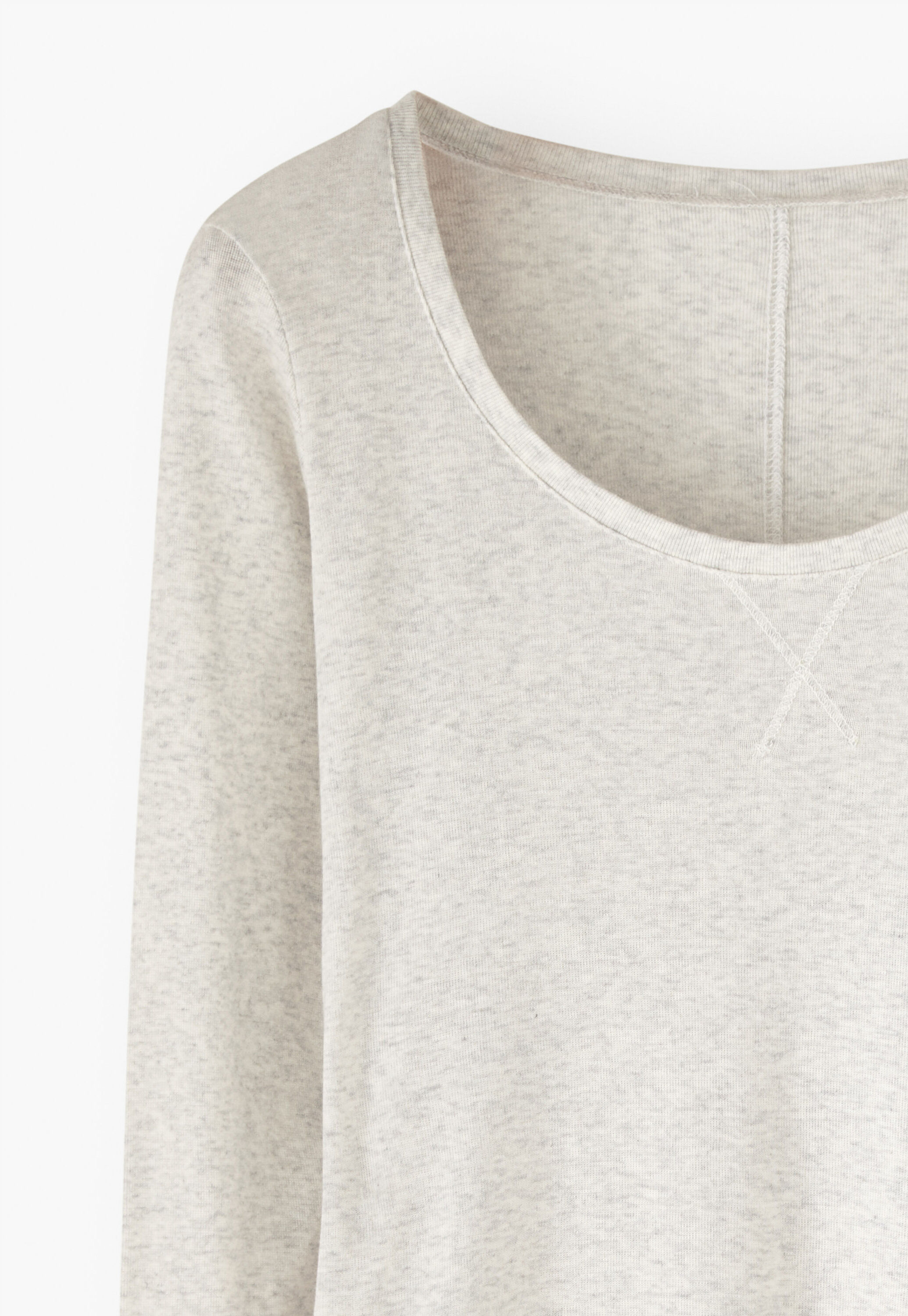 Scoop-neck top