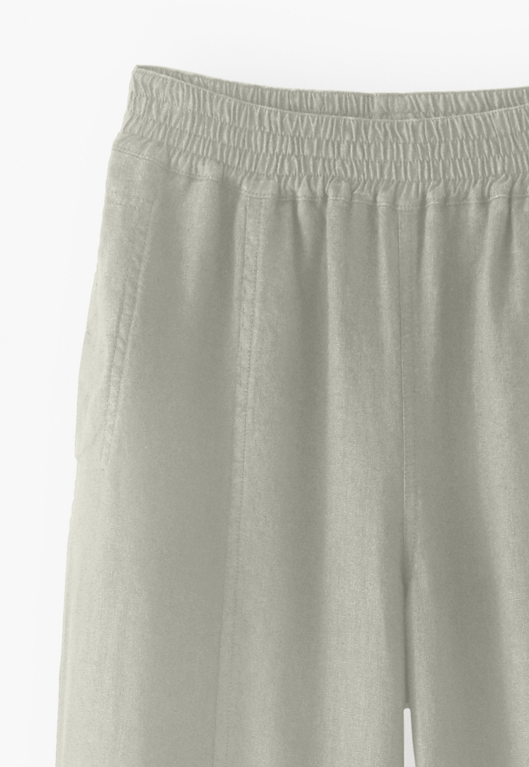 Relaxed trousers