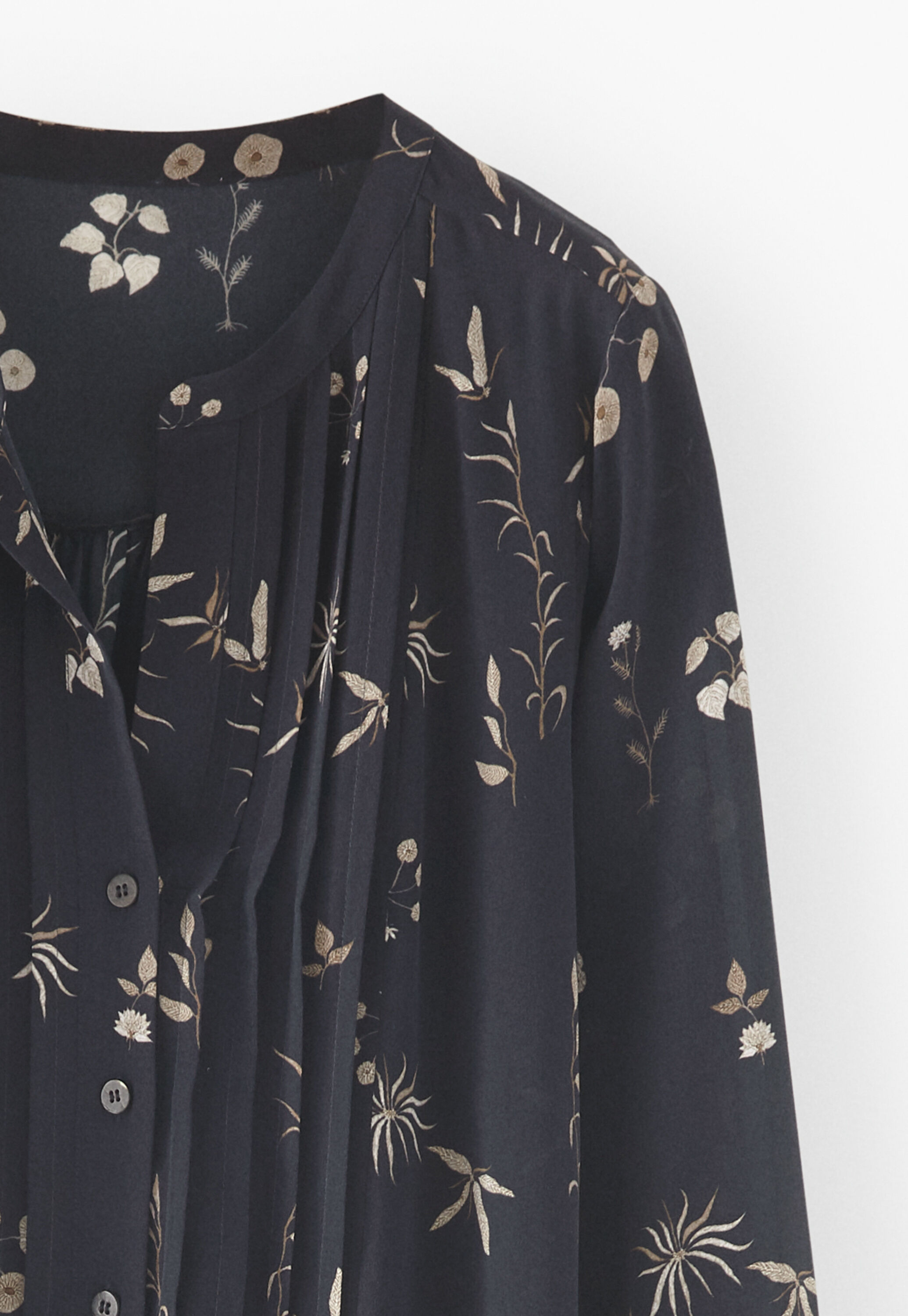 Printed shirtdress