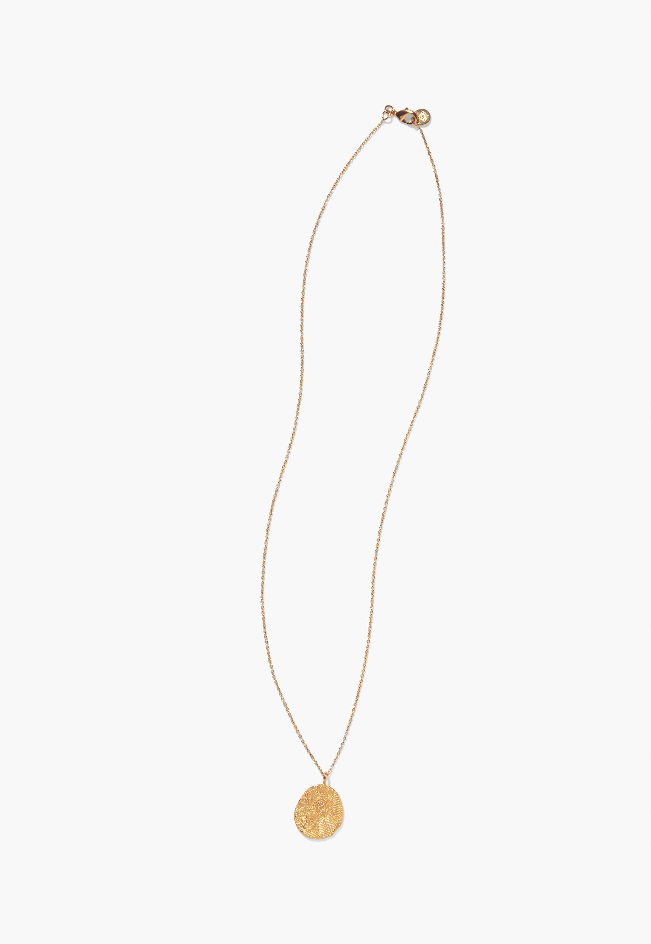 Small gold-pendant necklace