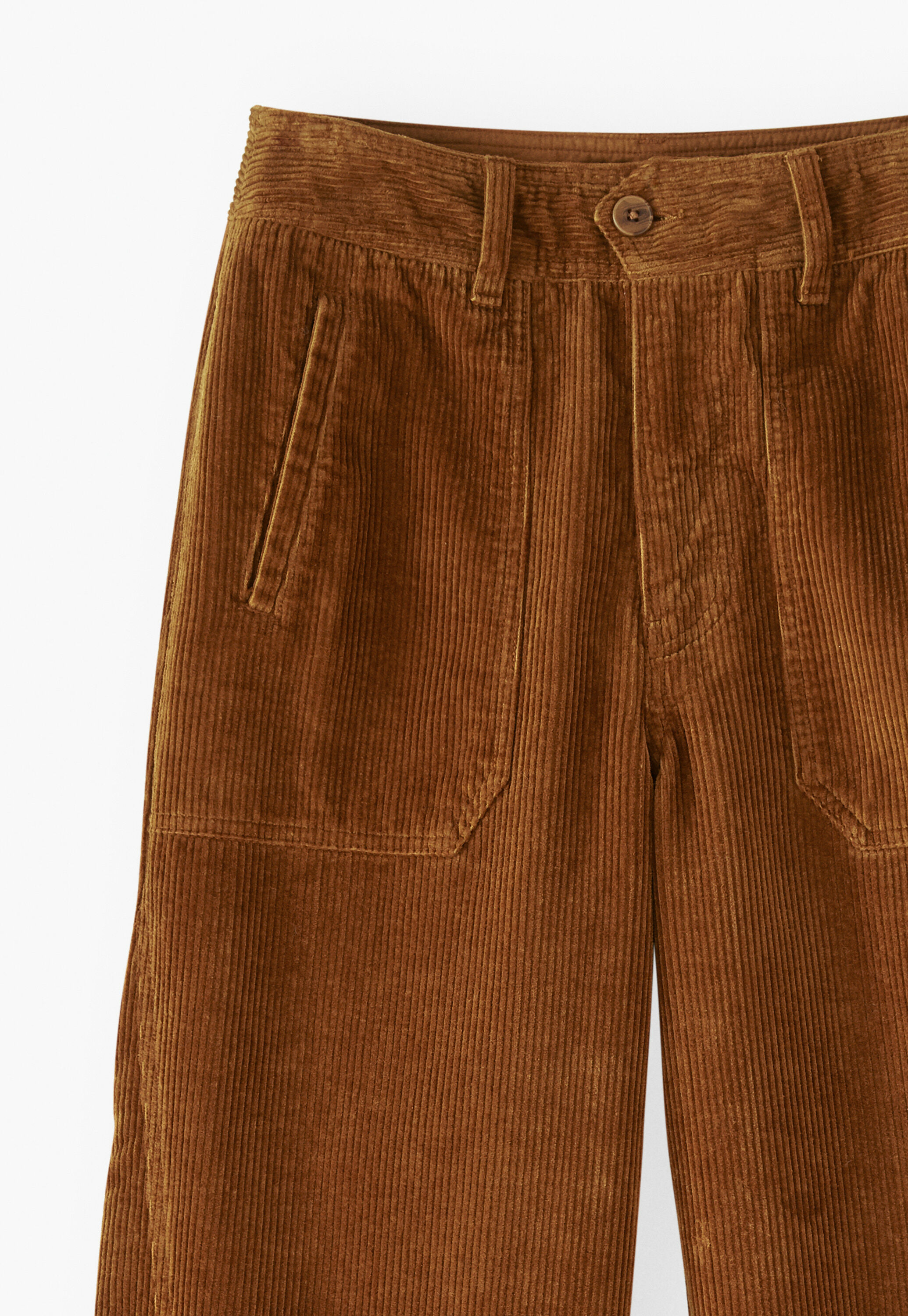 Relaxed carrot-fit cords