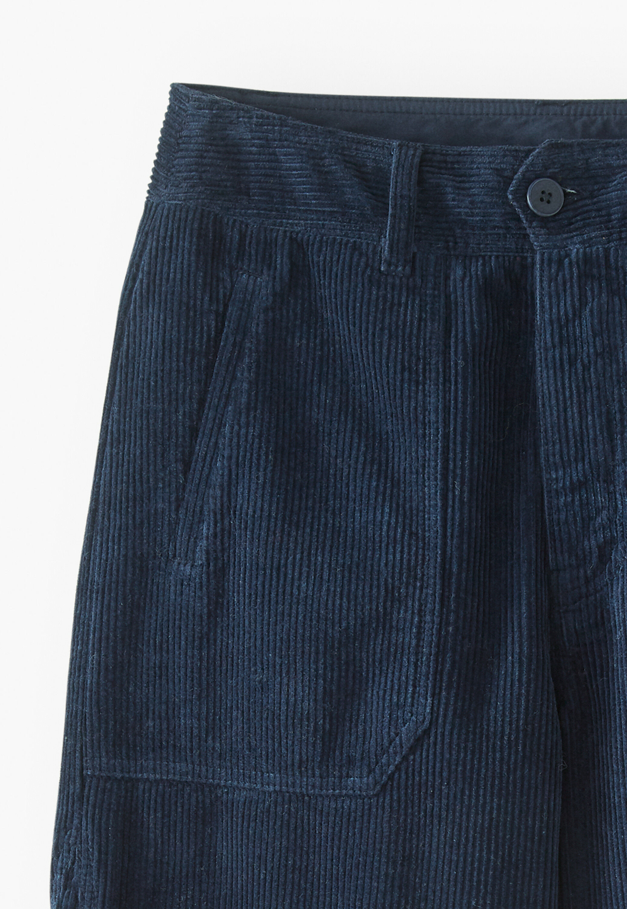 Relaxed carrot-fit cords