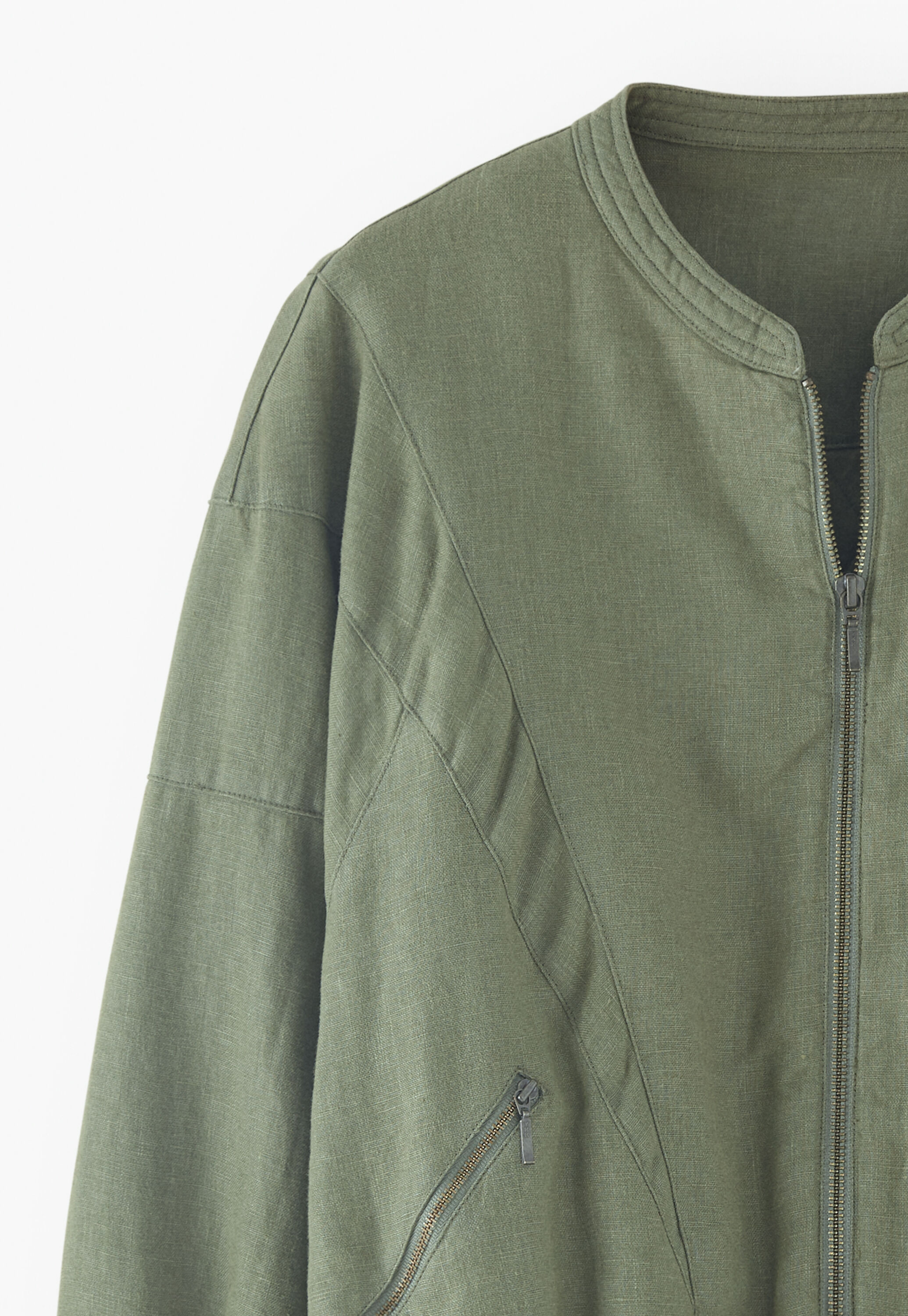 Bomber jacket