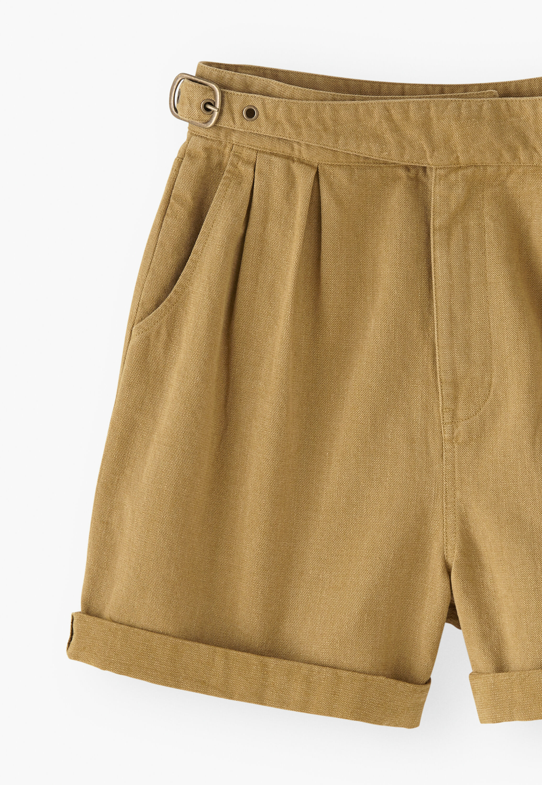 Buckle shorts