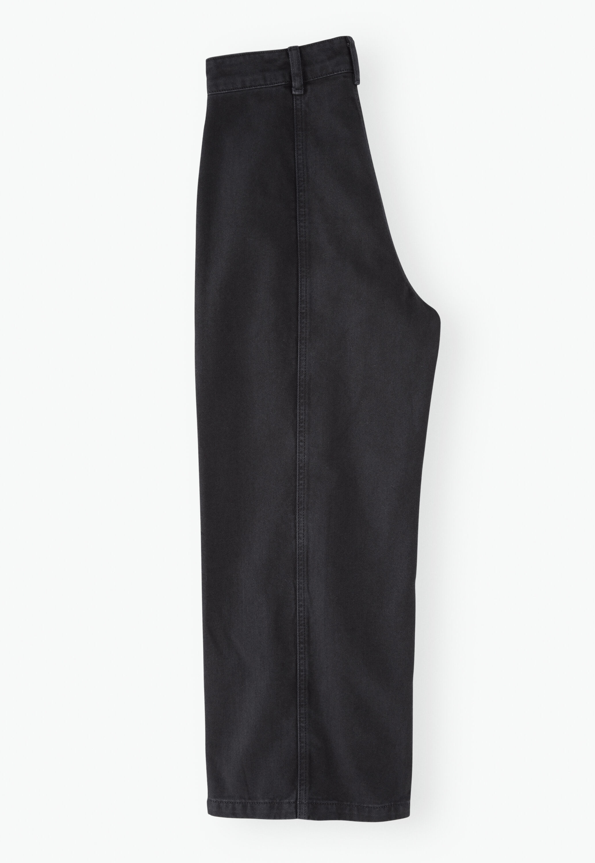 Wide-leg trousers
