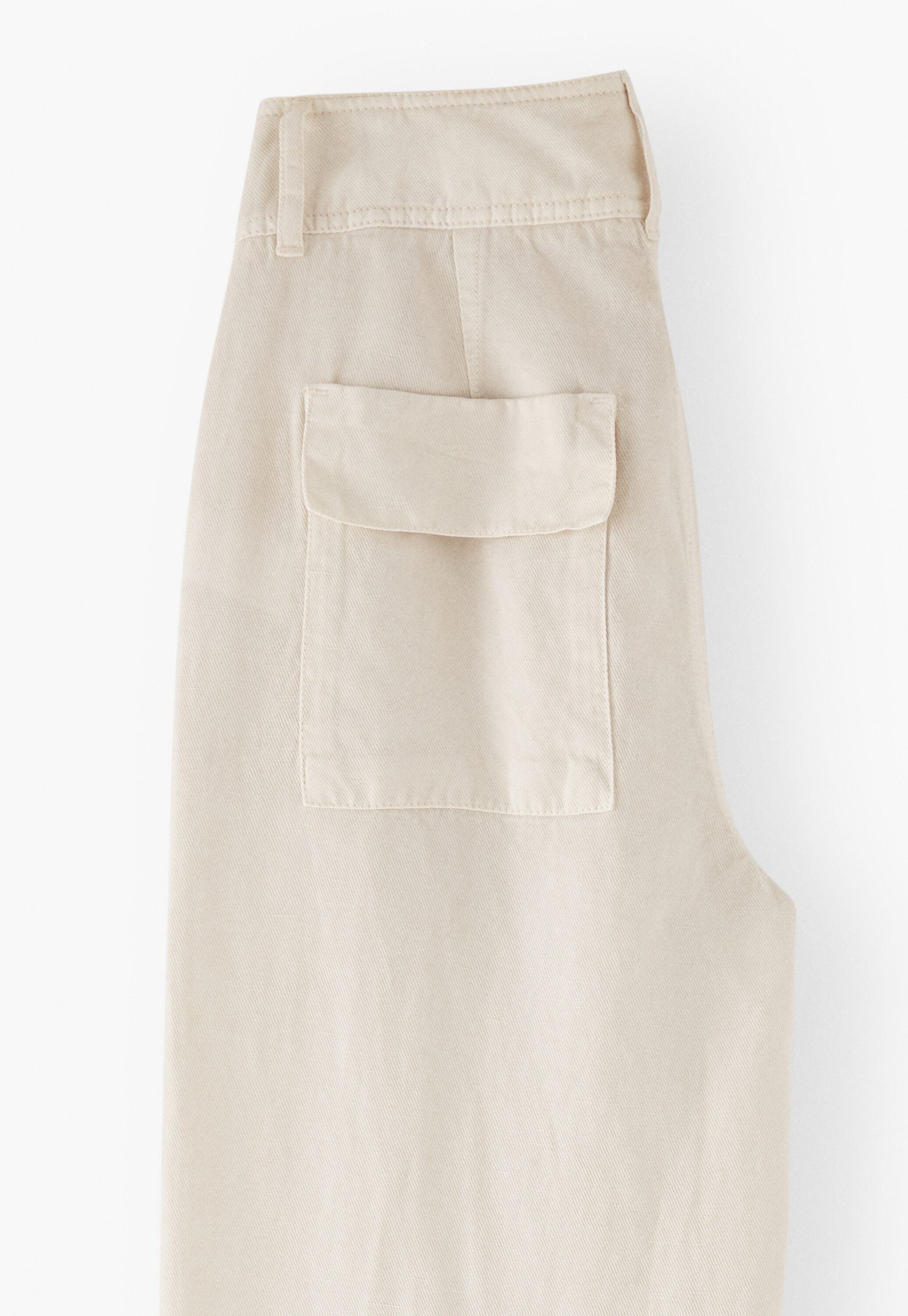 Wide-leg trousers