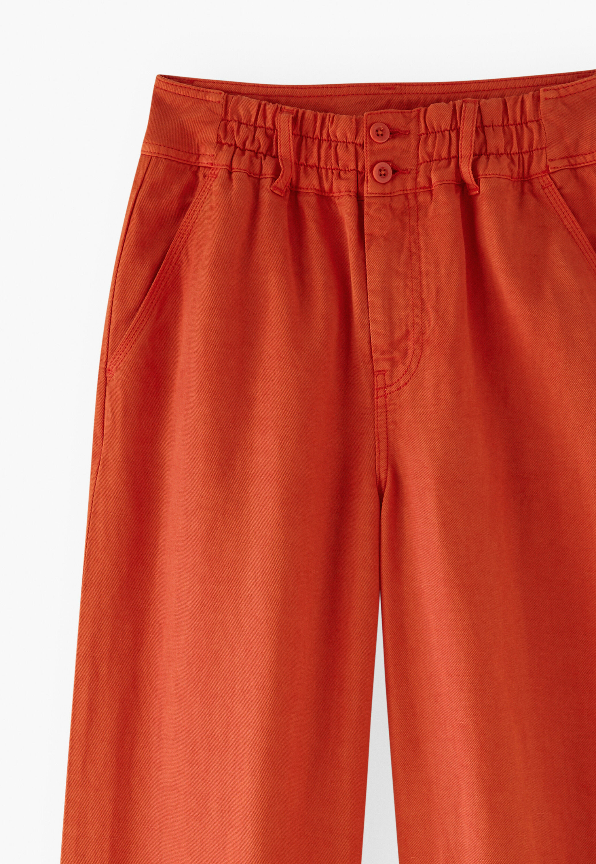 Wide-leg trousers
