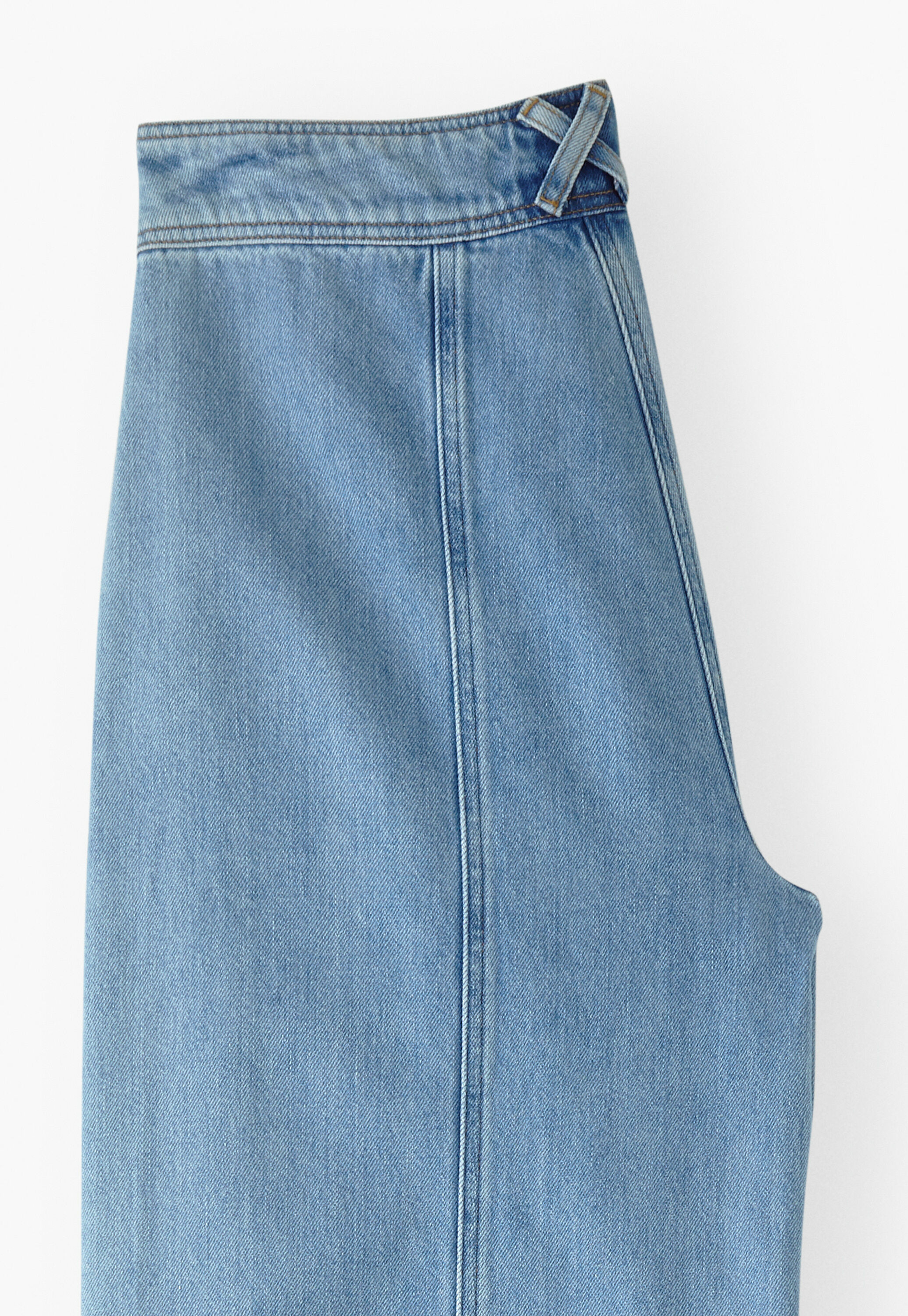 Drapey wide-leg jeans