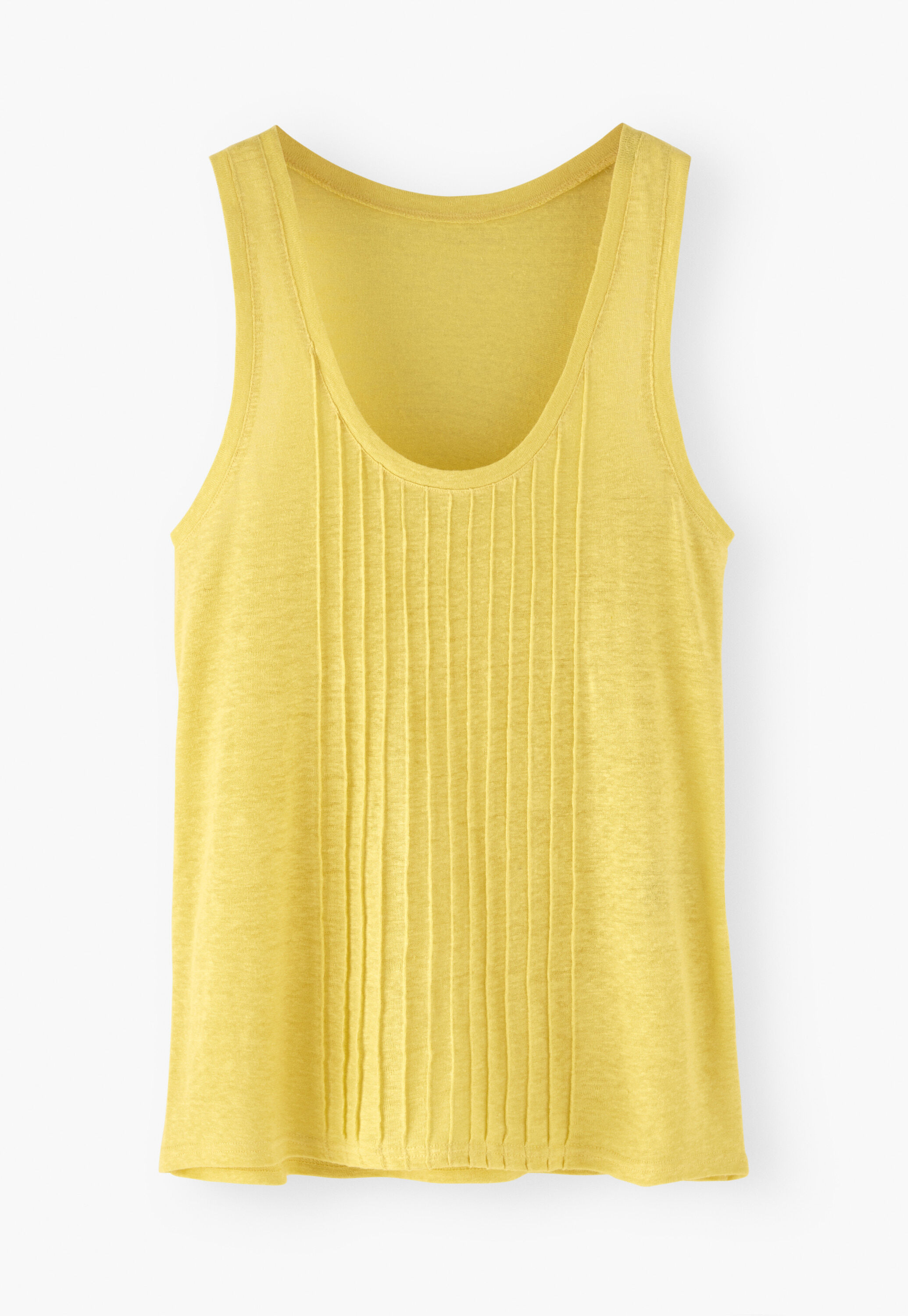 Pintuck vest