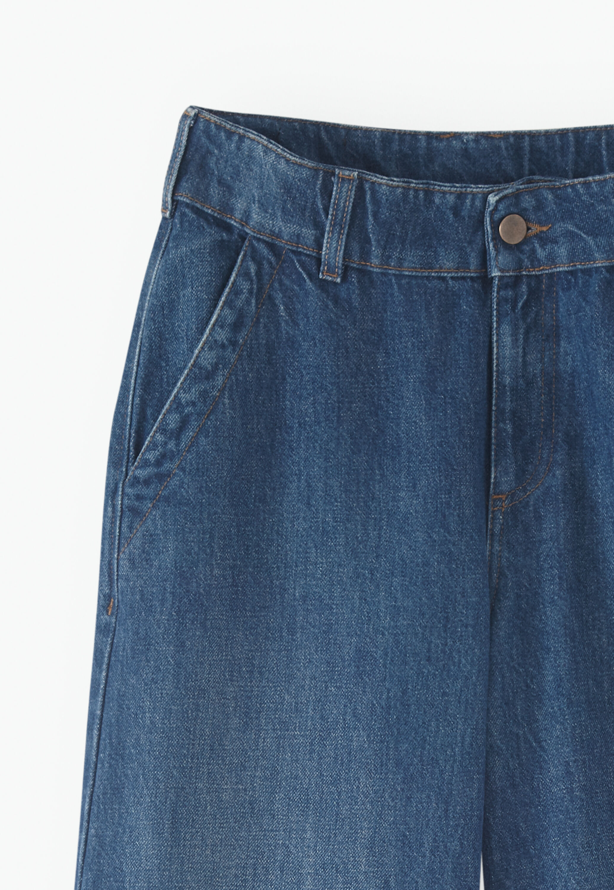 Full length wide-leg jeans