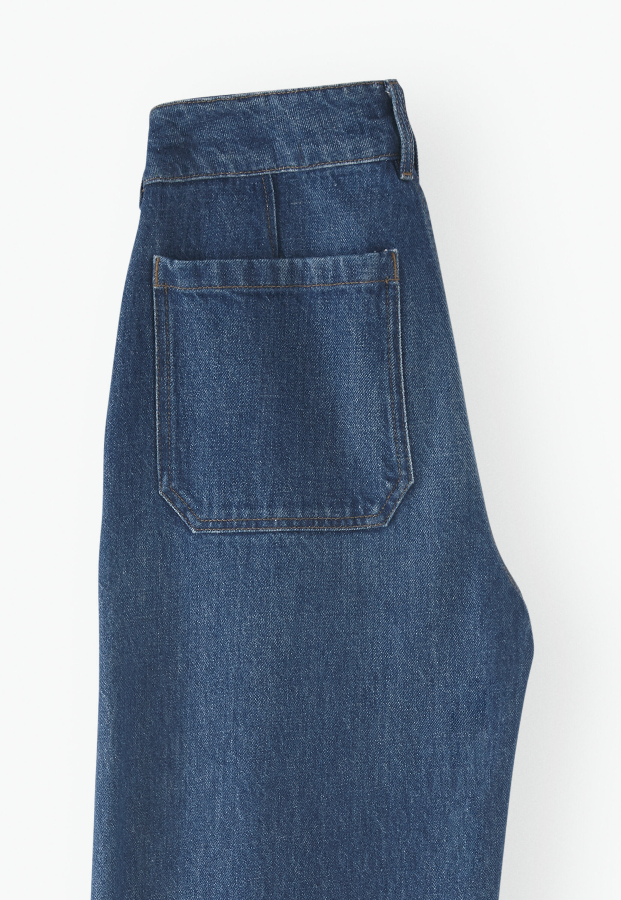 Full length wide-leg jeans