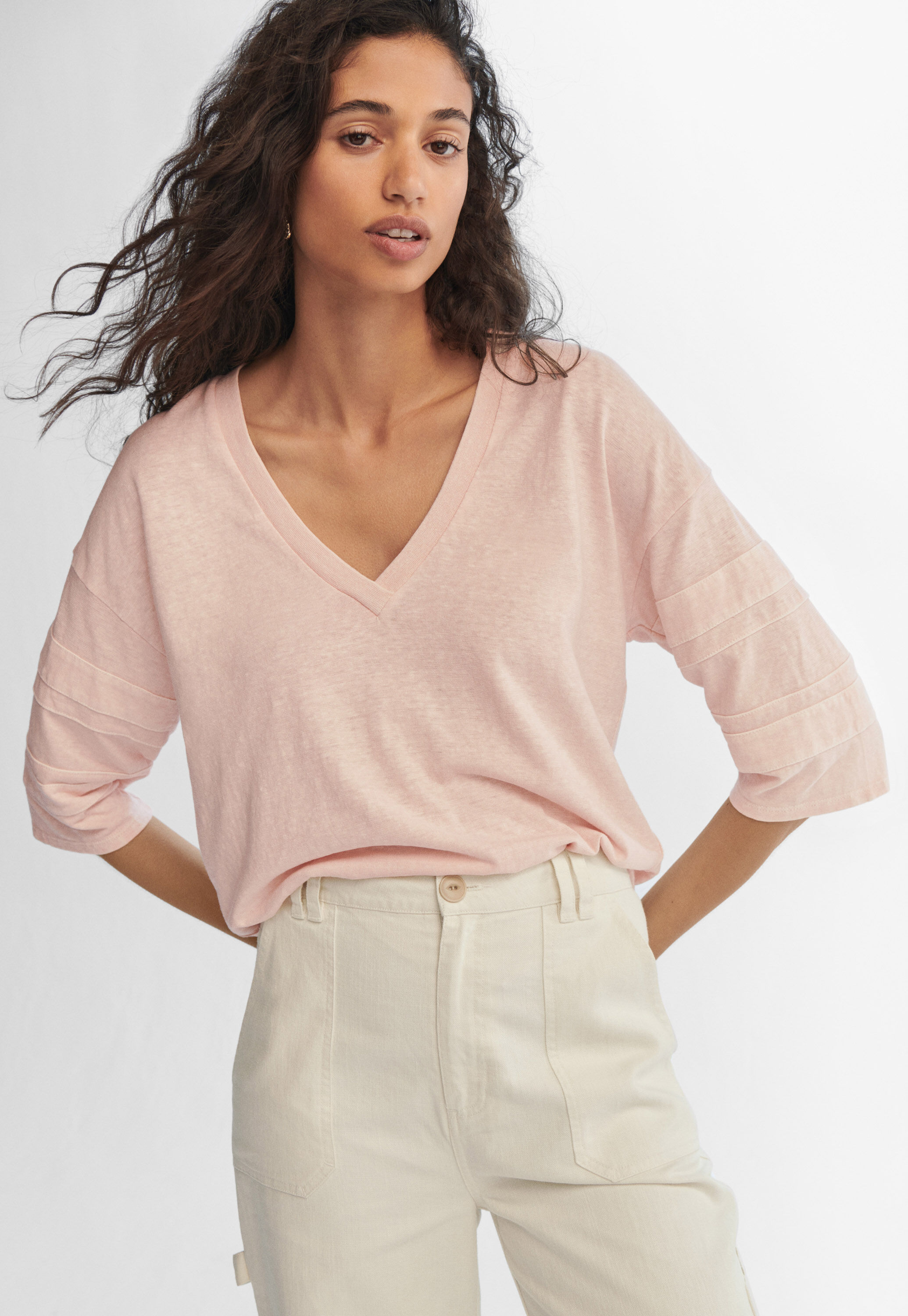 V-neck T-shirt