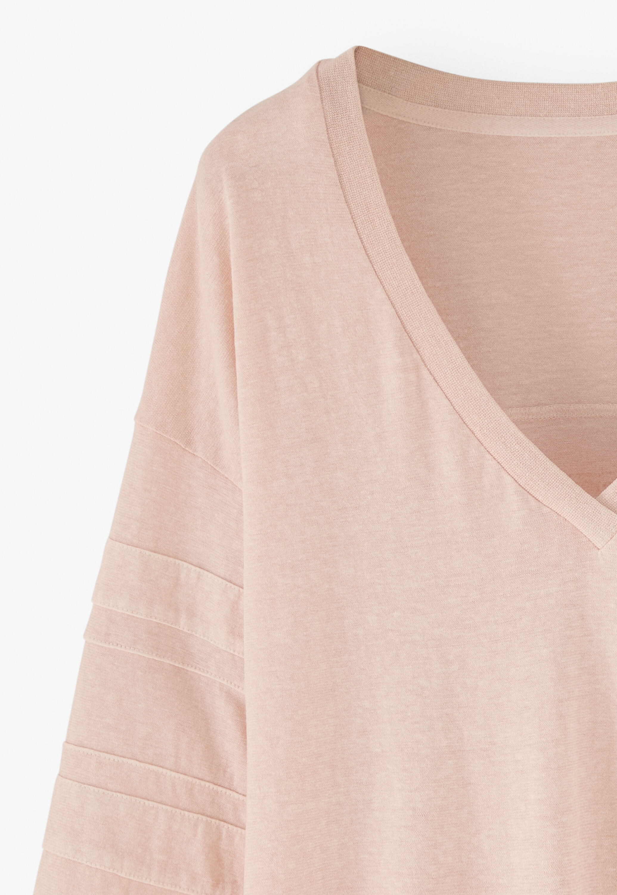 V-neck T-shirt