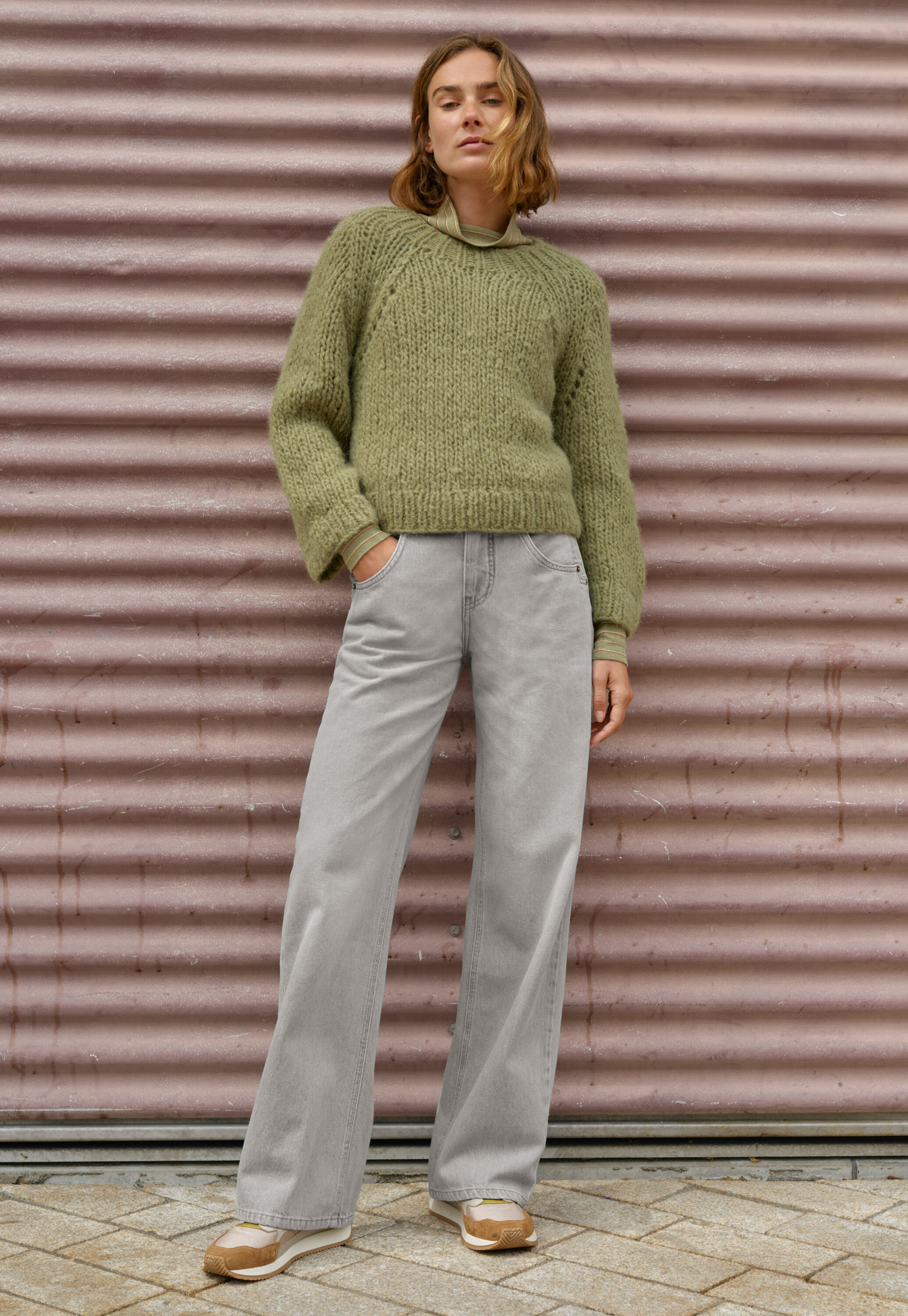 Straight-leg jean