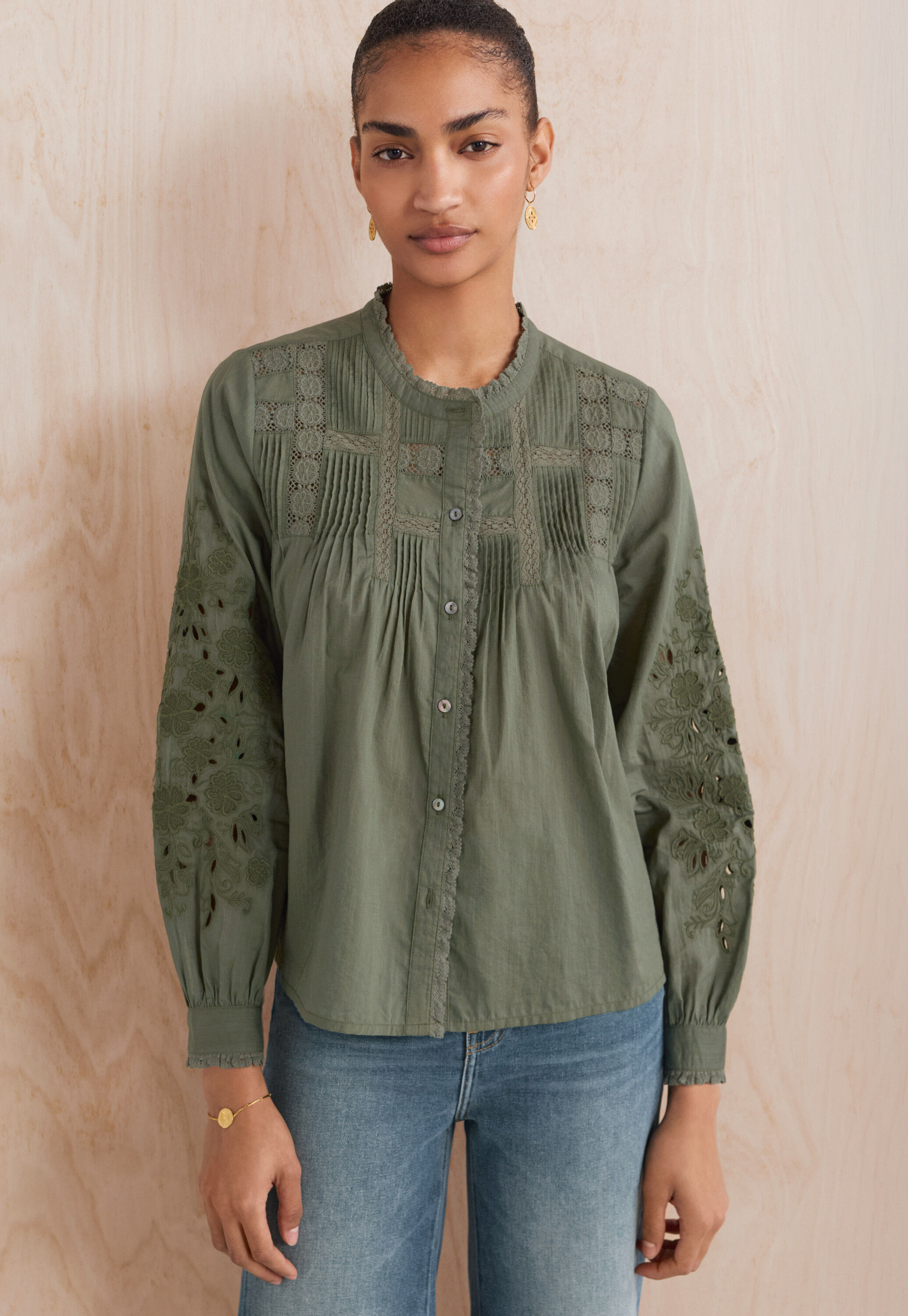 Lace pintuck blouse