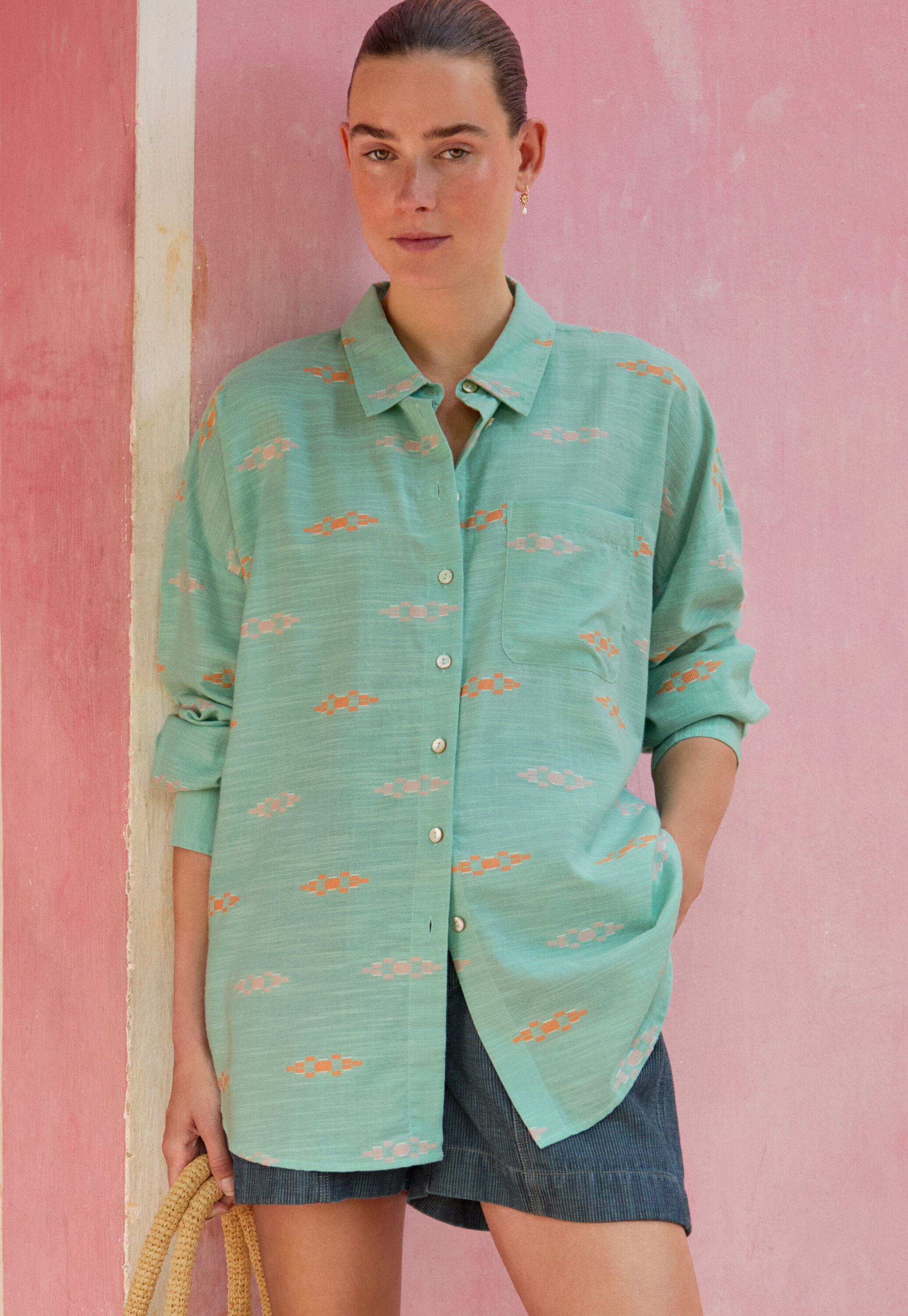 Clipped jacquard shirt