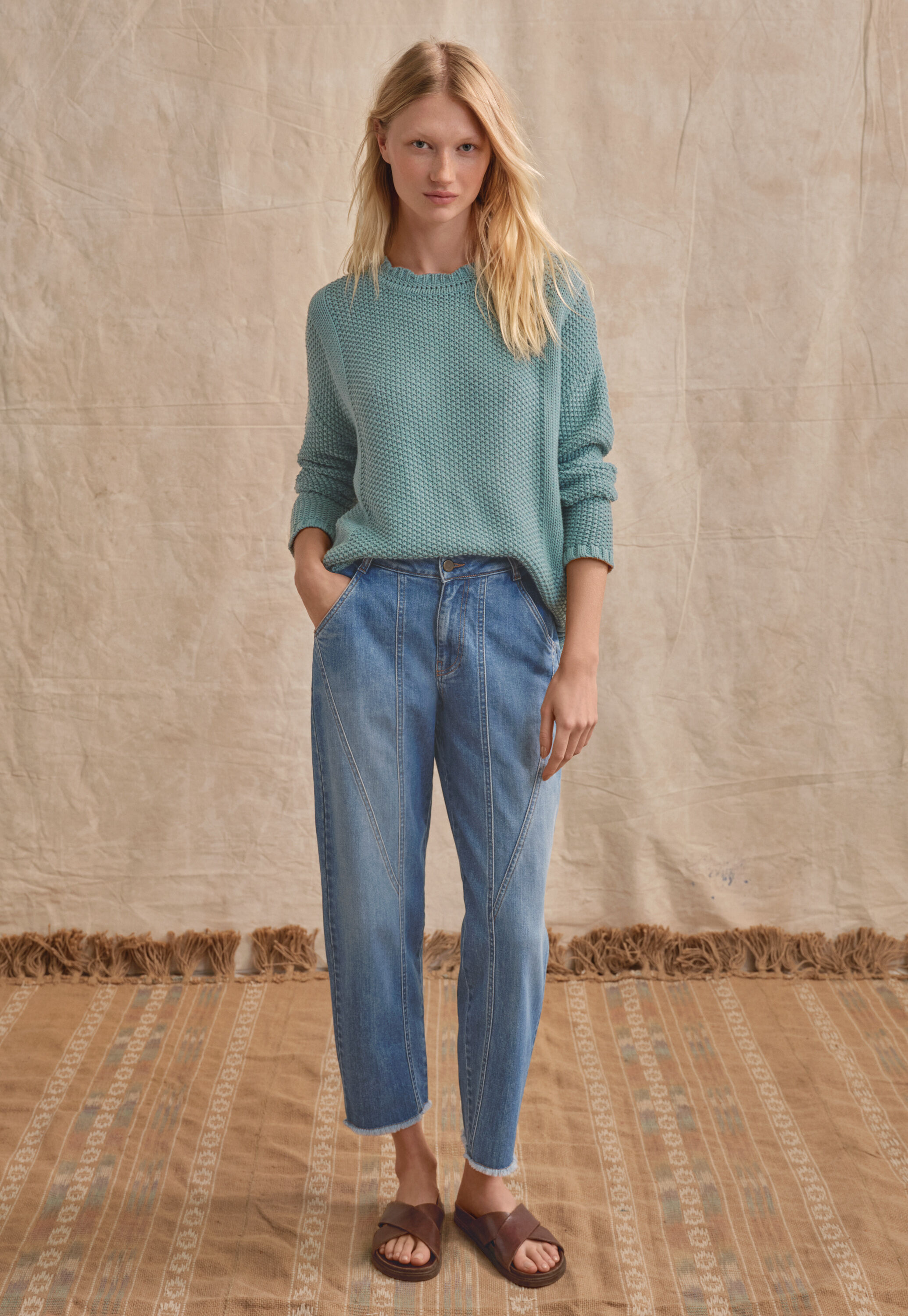 Tapered jeans