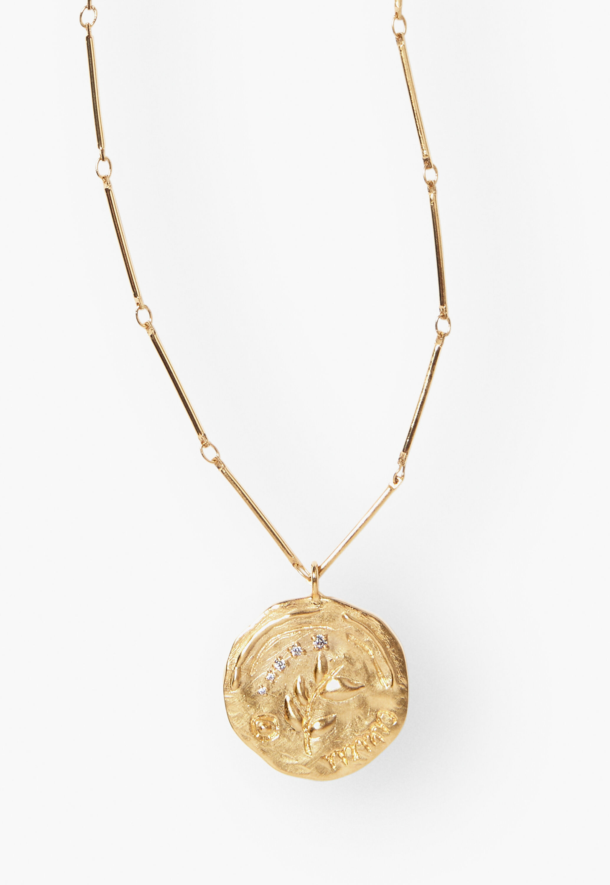 Pendant necklace