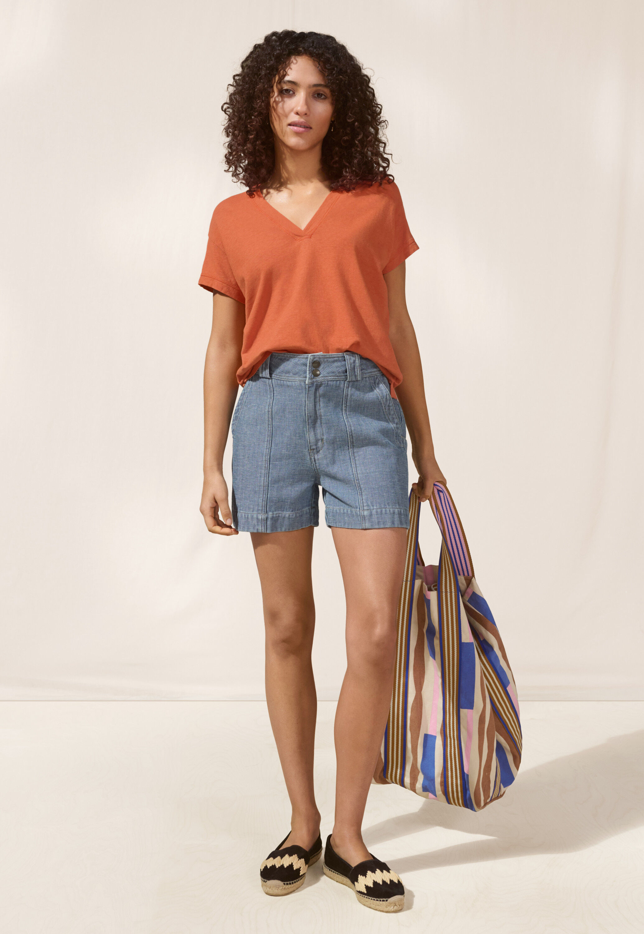 V-neck T-shirt