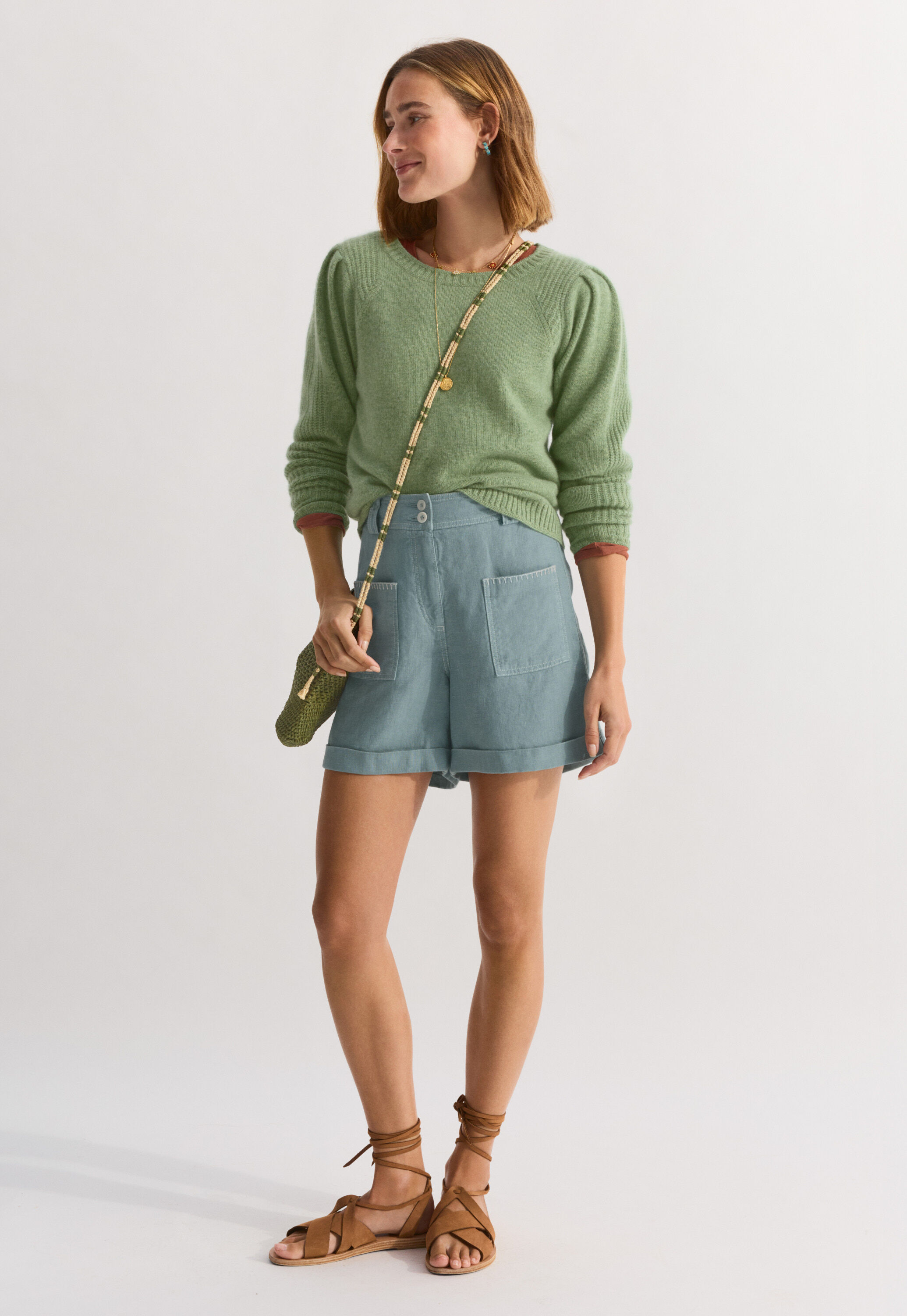 Puff-sleeve sweater