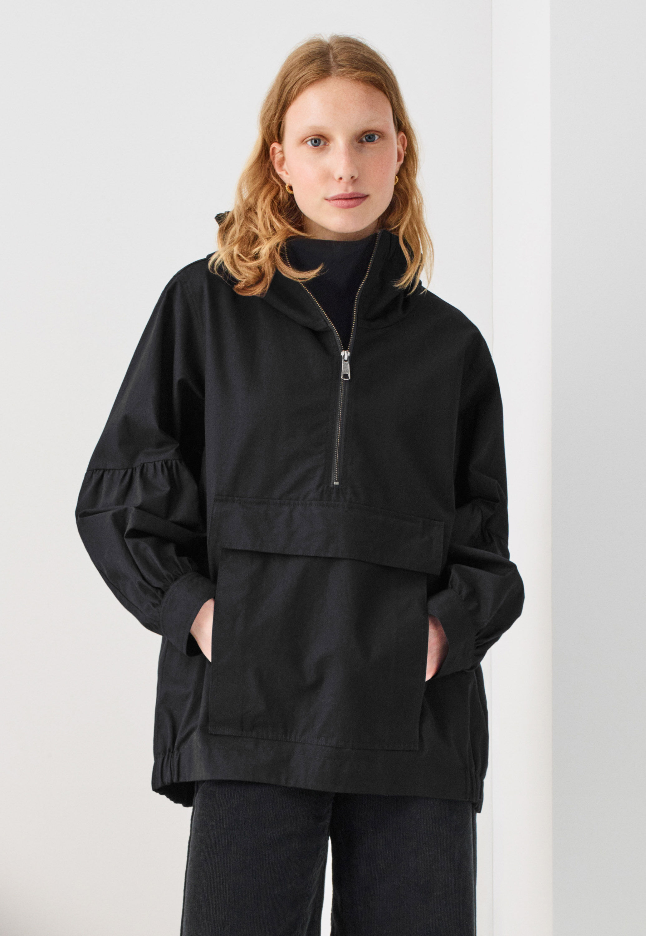 Overhead jacket
