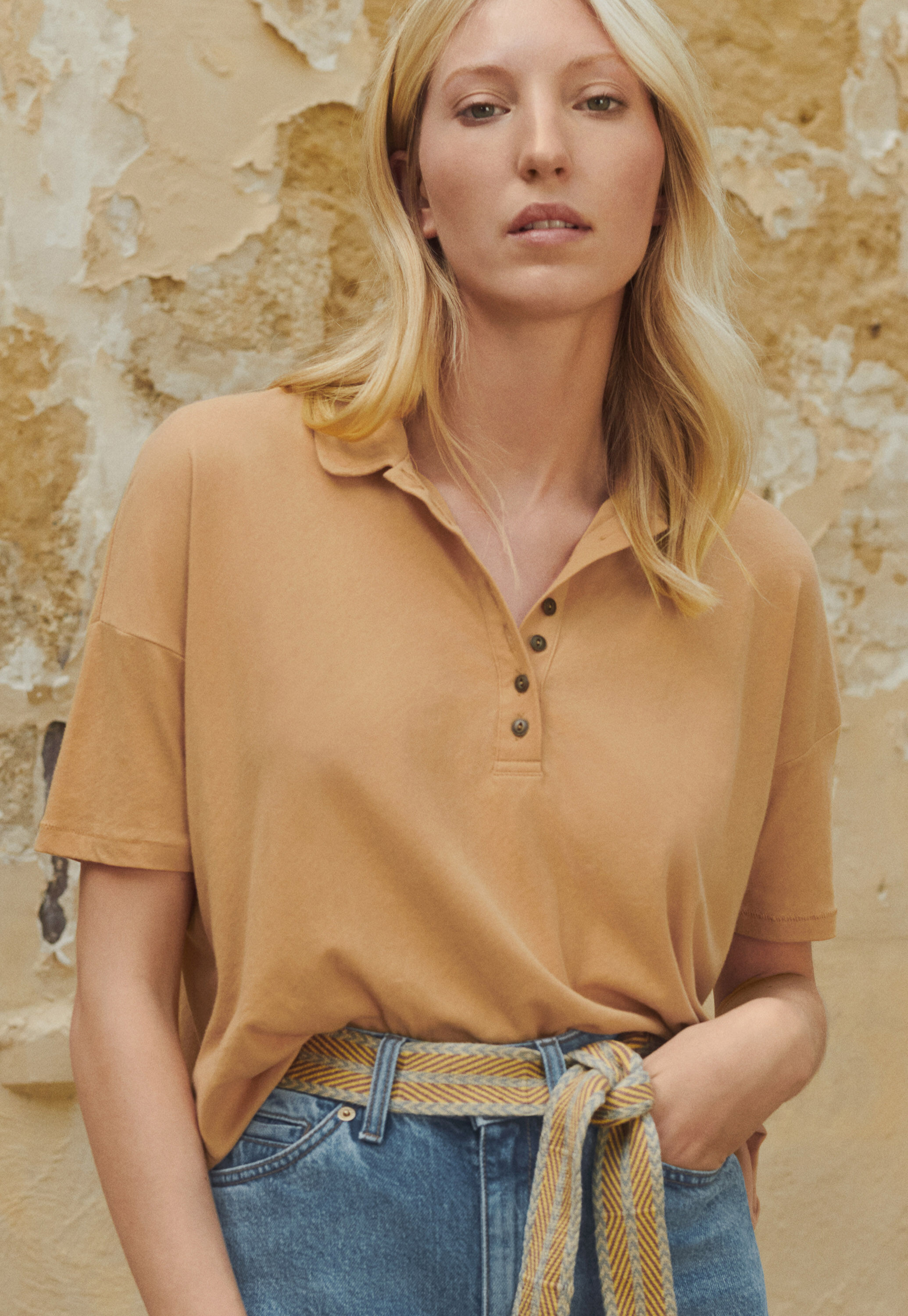 Collared top