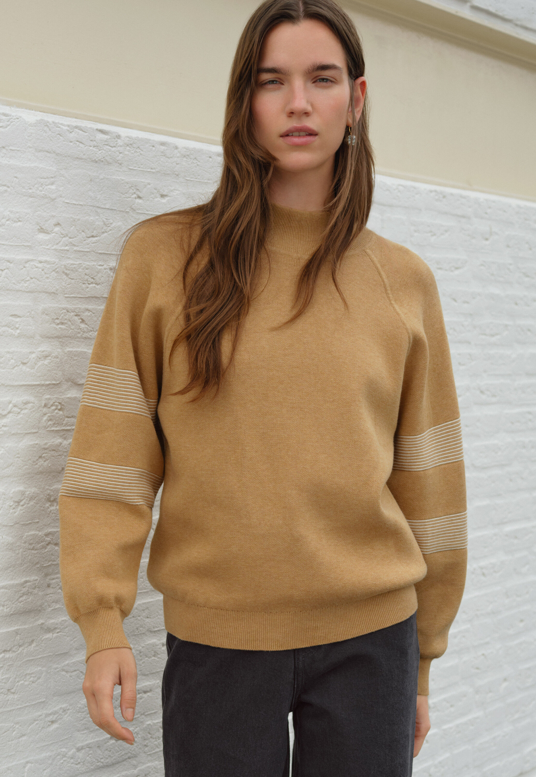 Boucl&eacute; knitted gilet
