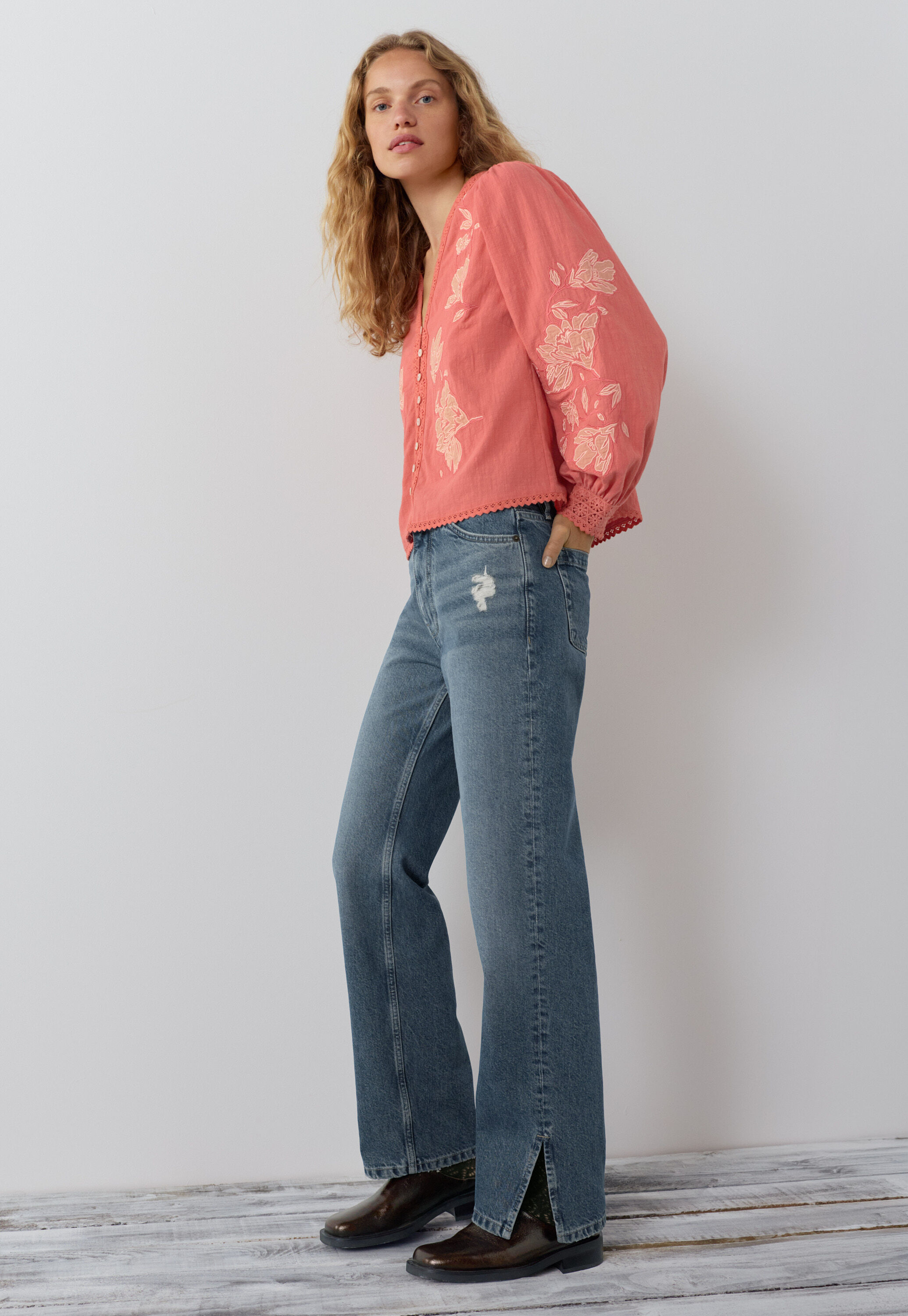 Applique blouse