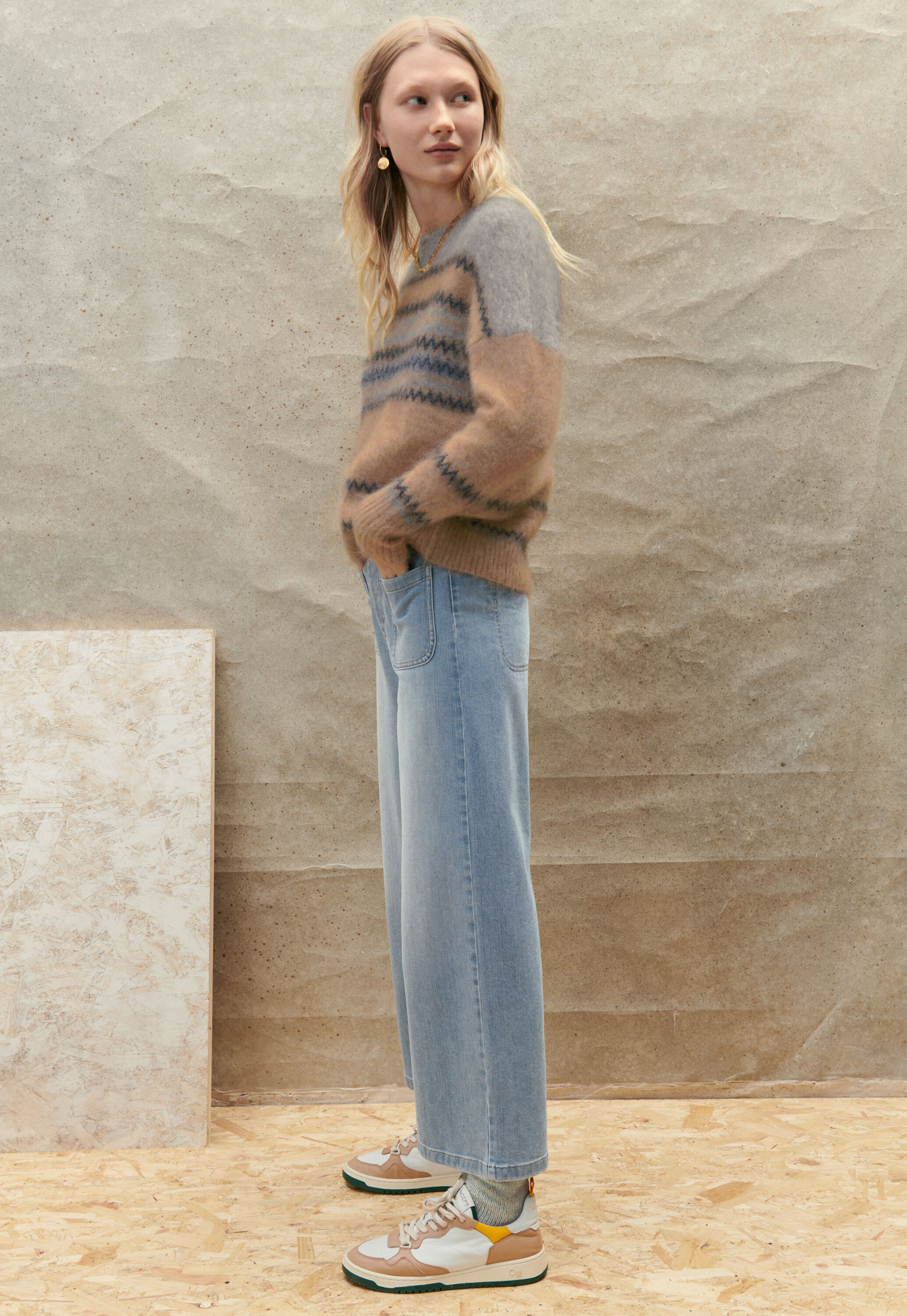 Cropped wide-leg jeans