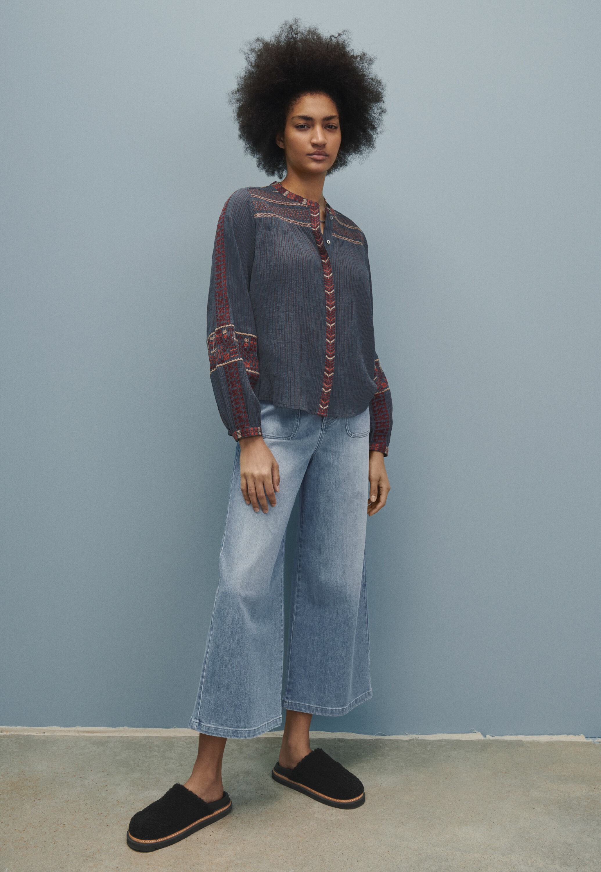 Cropped wide-leg jeans