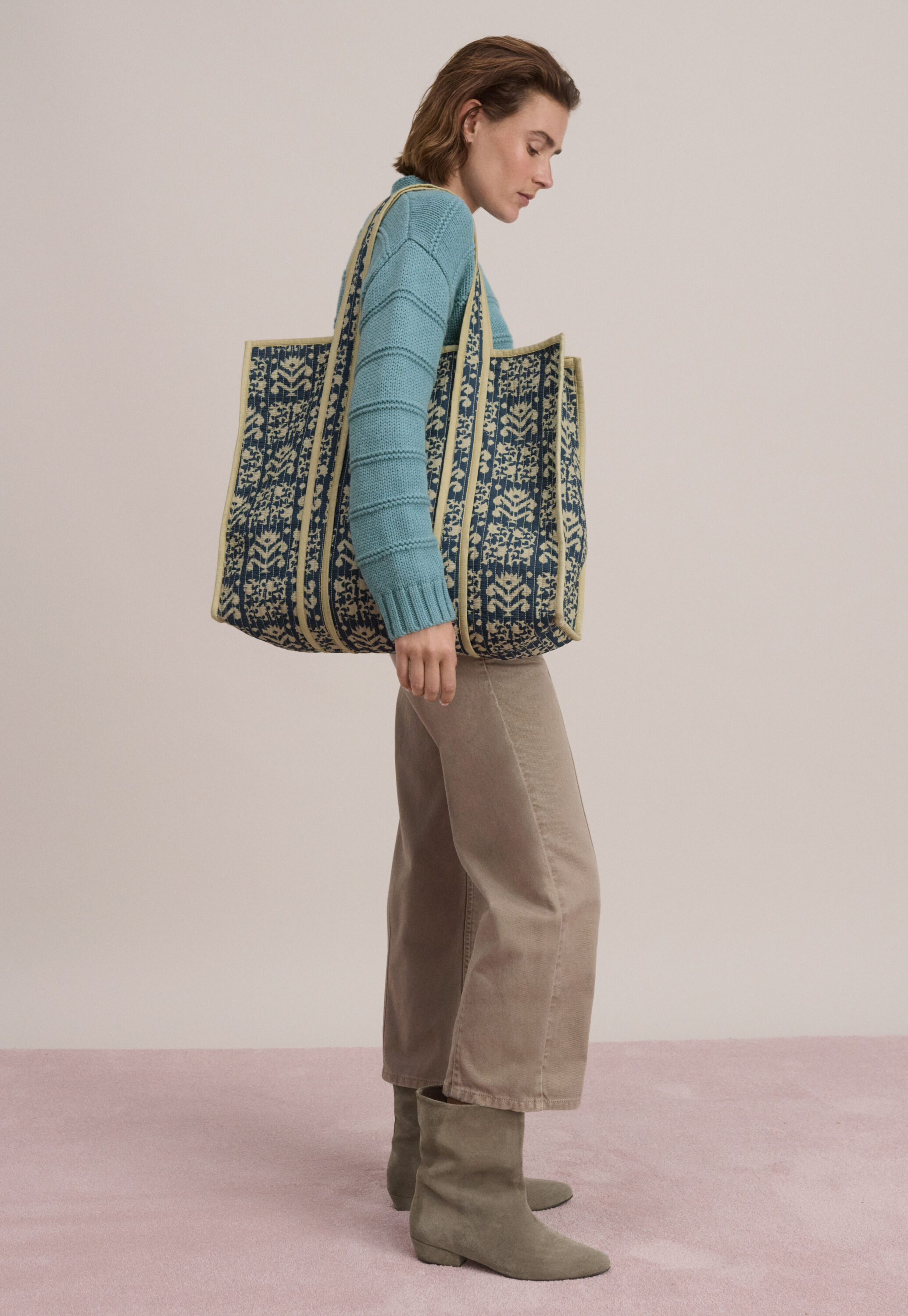 Seamed trousers