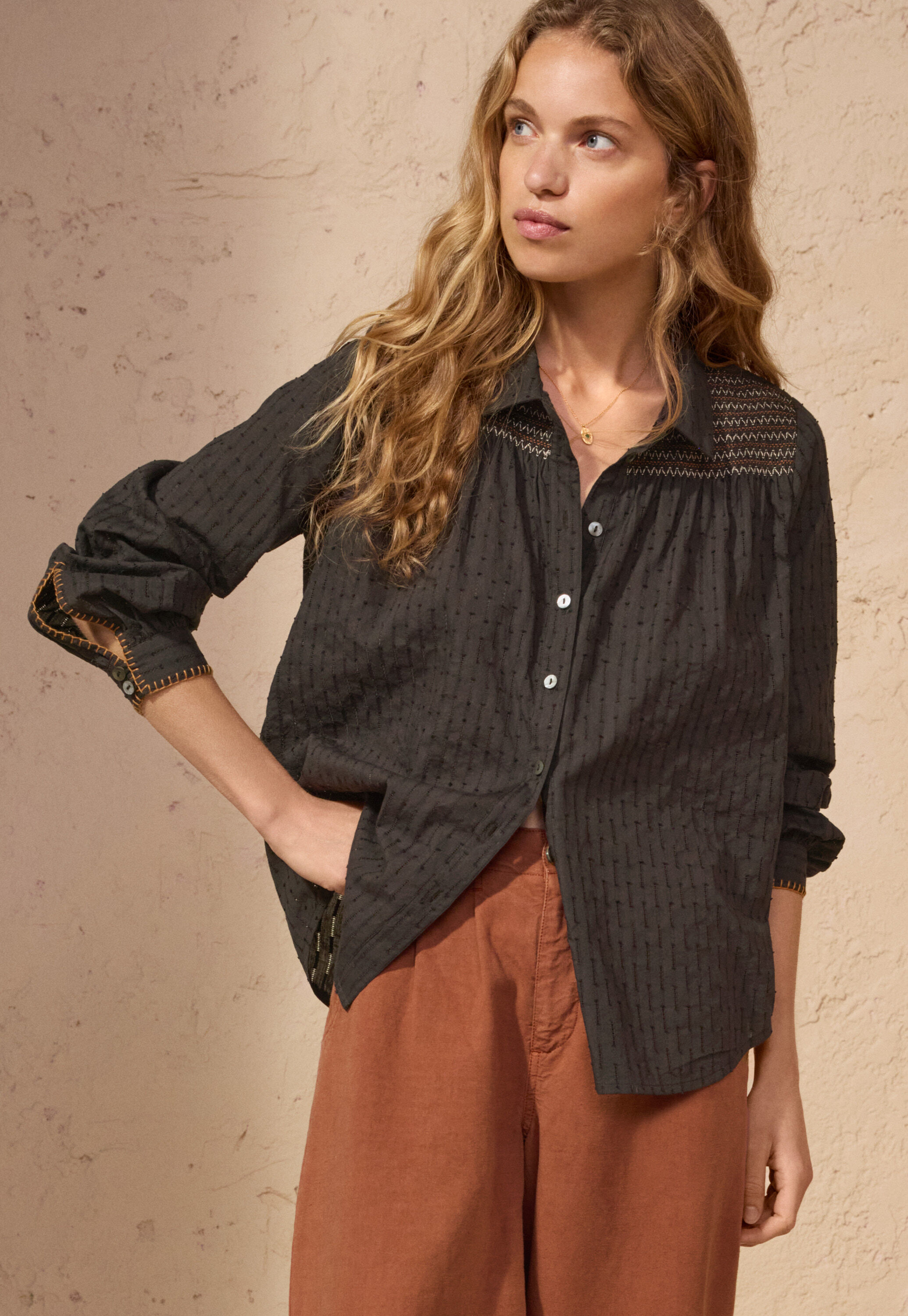 Shirring-detail shirt